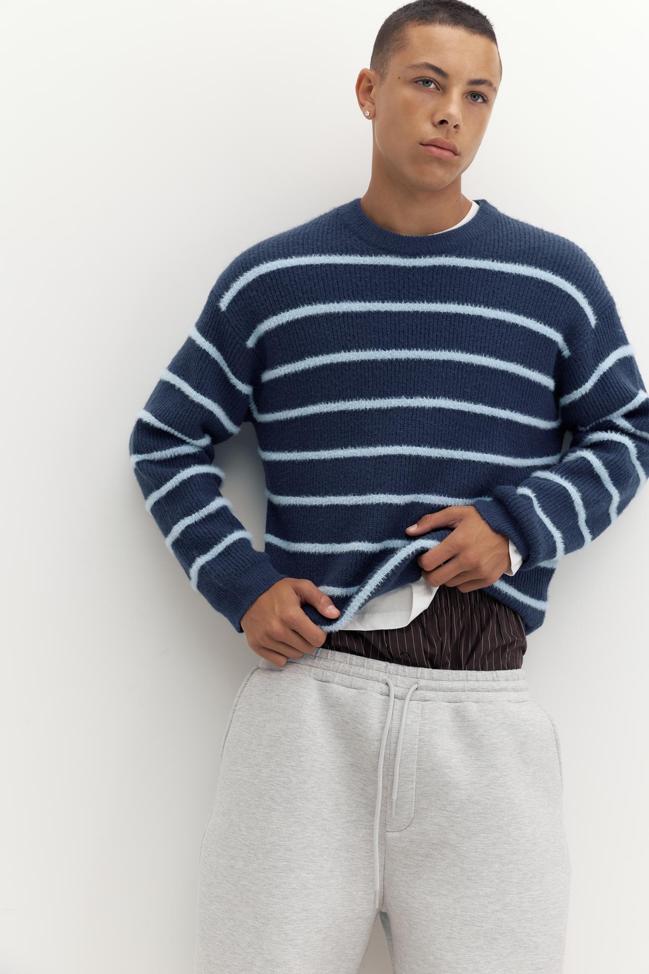 Striped embroidered jumper — Navy