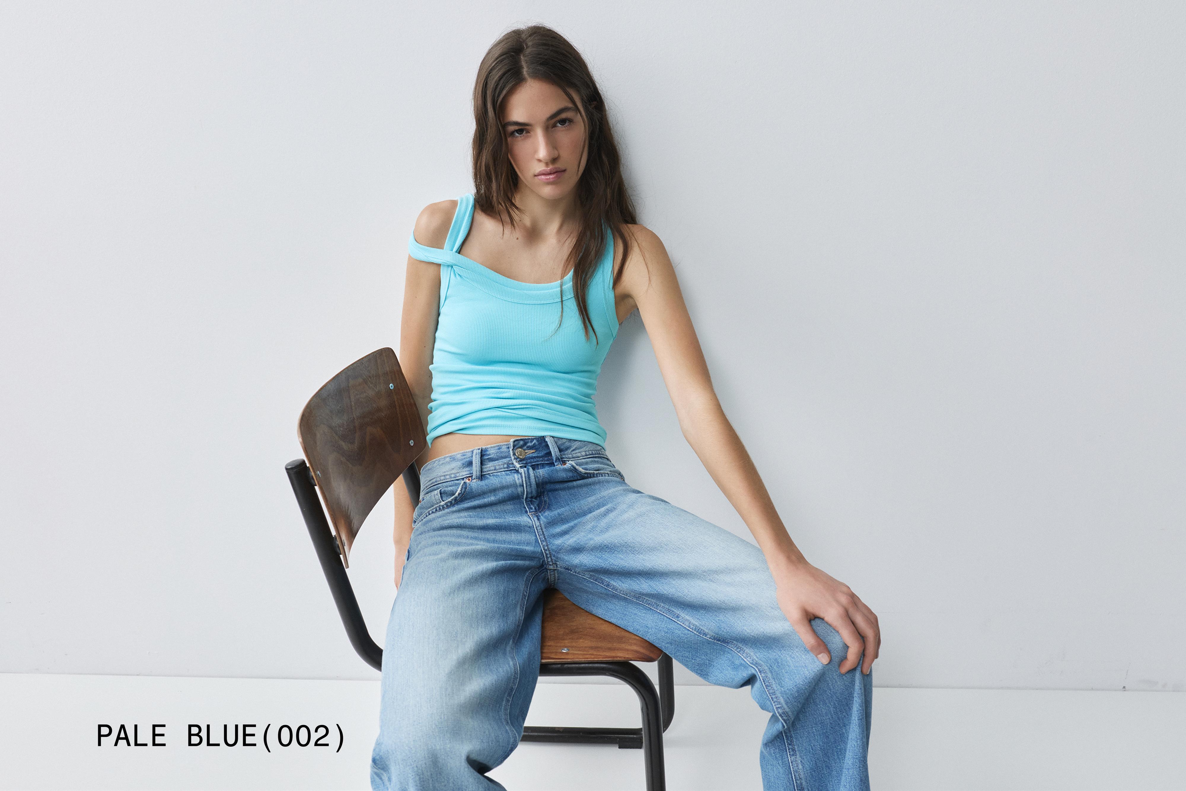 Basic tank top — Pale blue
