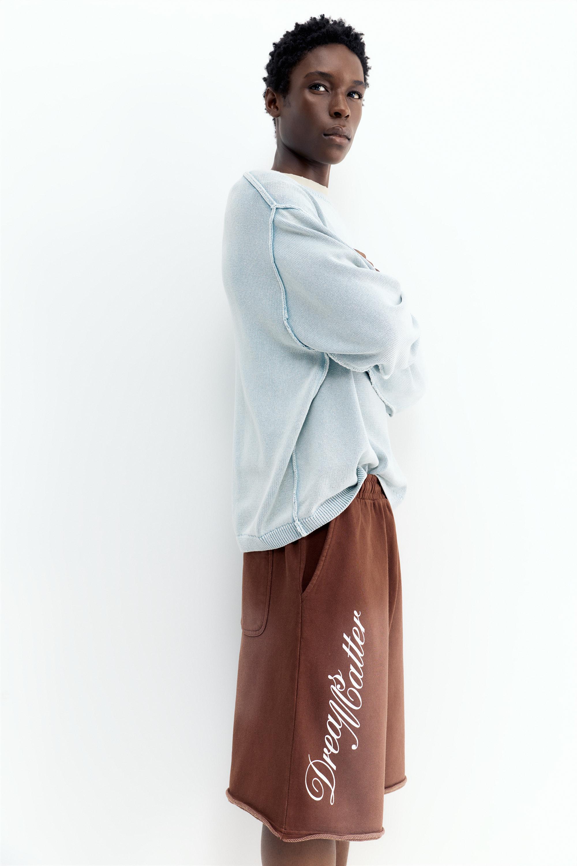 Graphic skater Bermuda sweatshorts — Brown