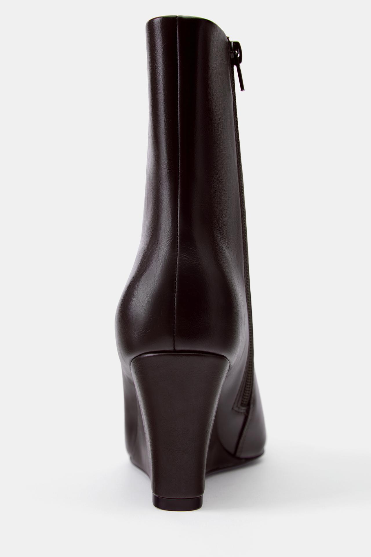 Wedge-heel ankle boots — Brown