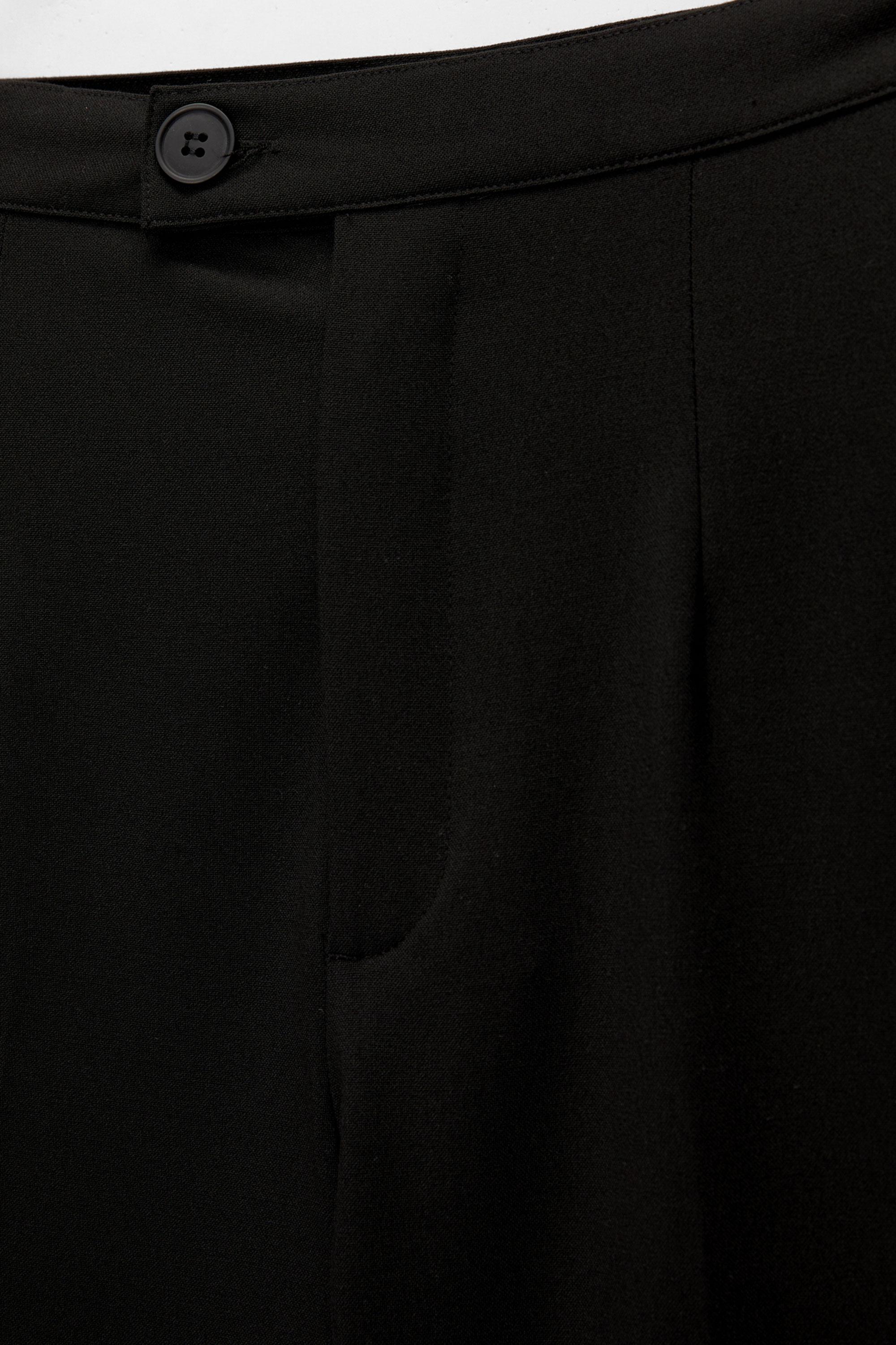 Straight-leg darted trousers — Black