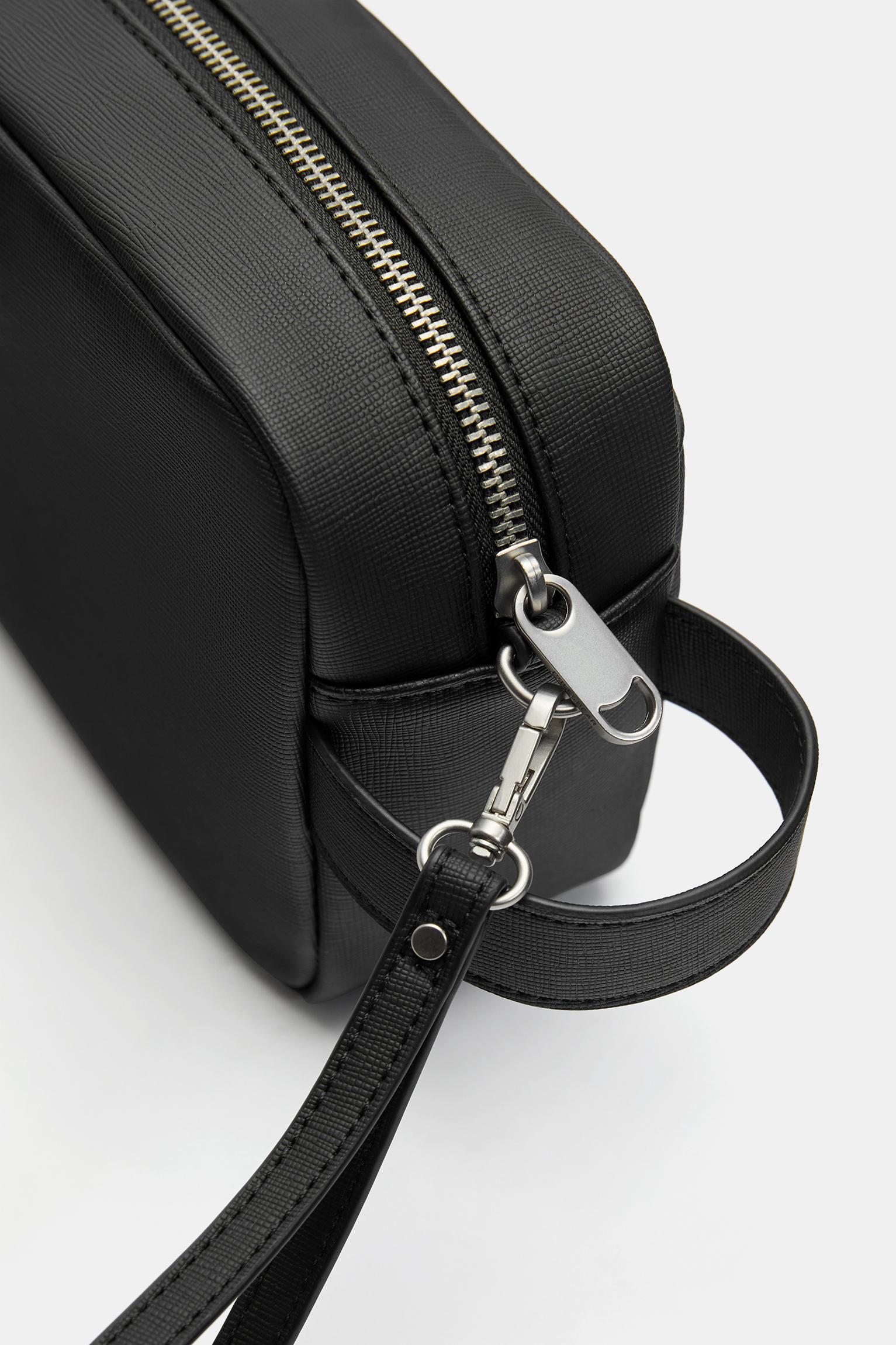 Wash bag with handle — Black