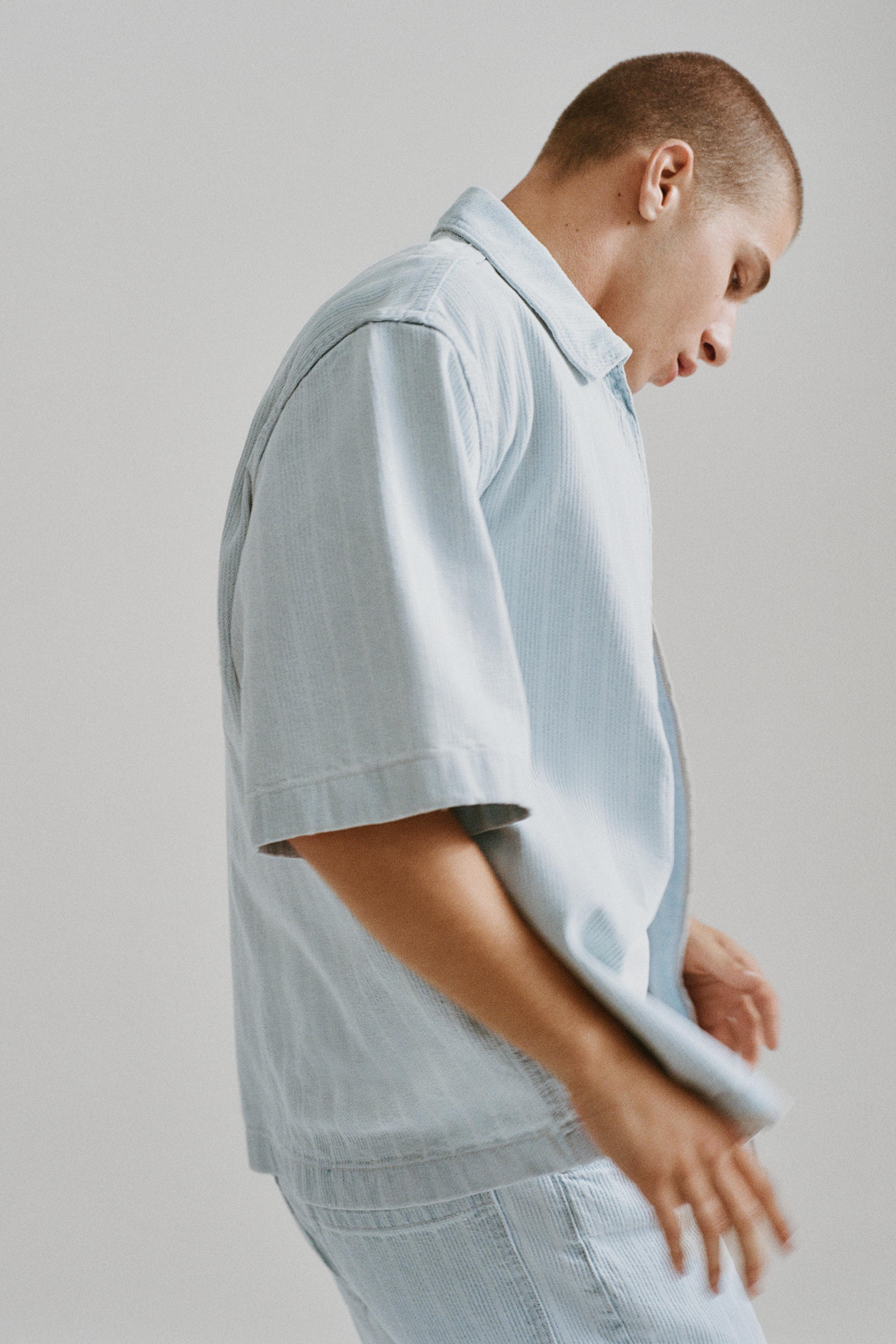 Zip-up denim shirt — Pale blue