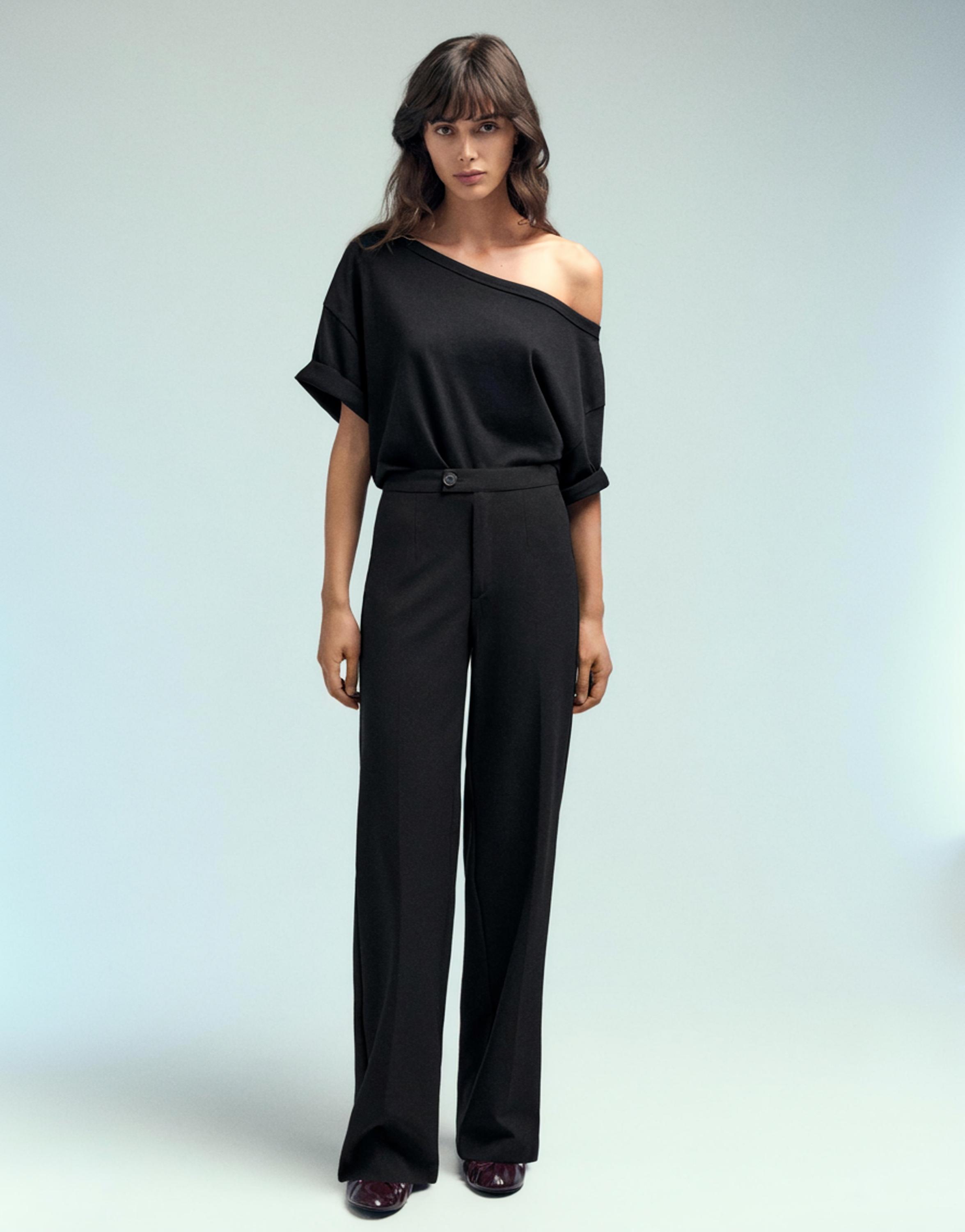 Straight-leg darted trousers — Black