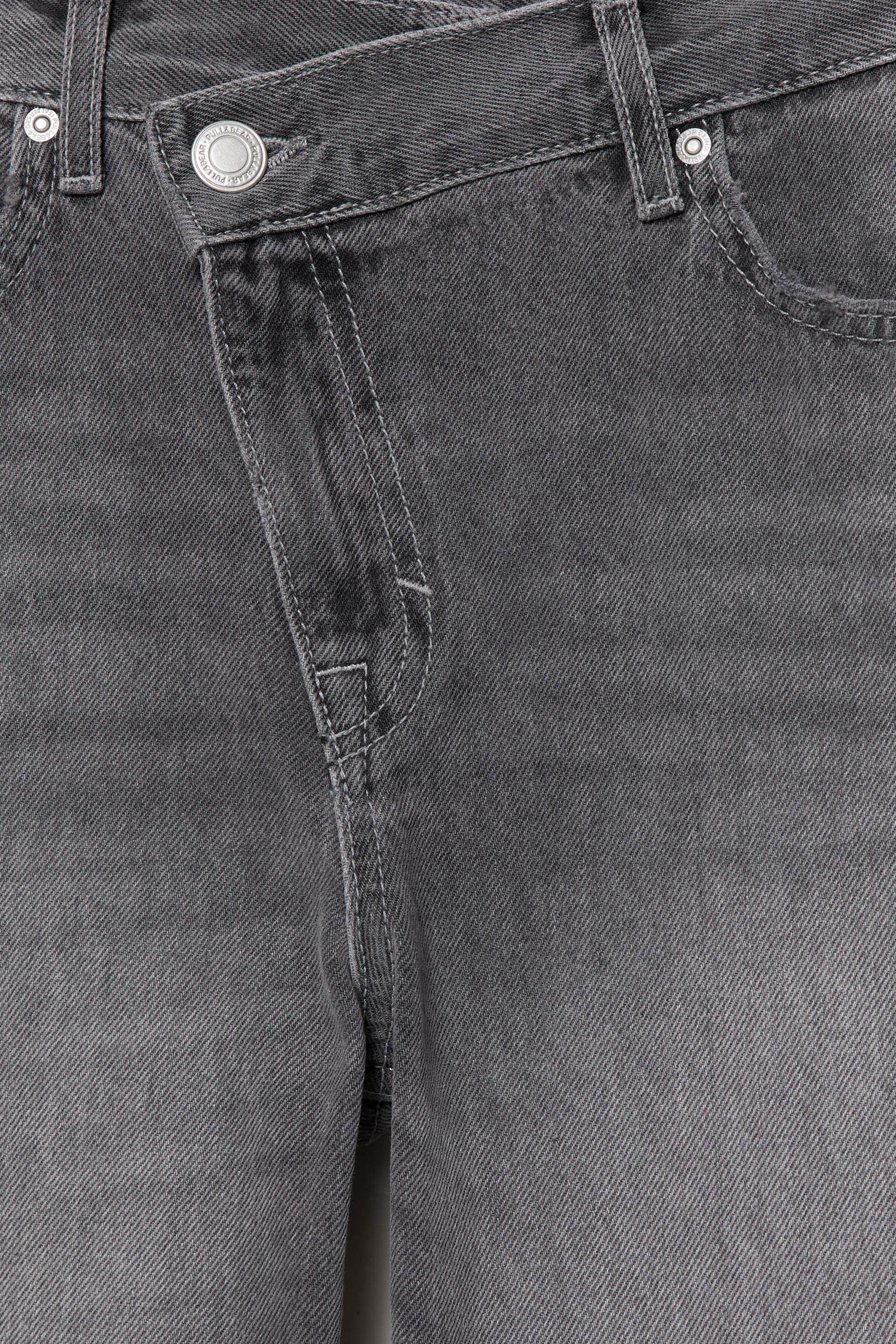 Straight-leg jeans with crossover waistband — Grey