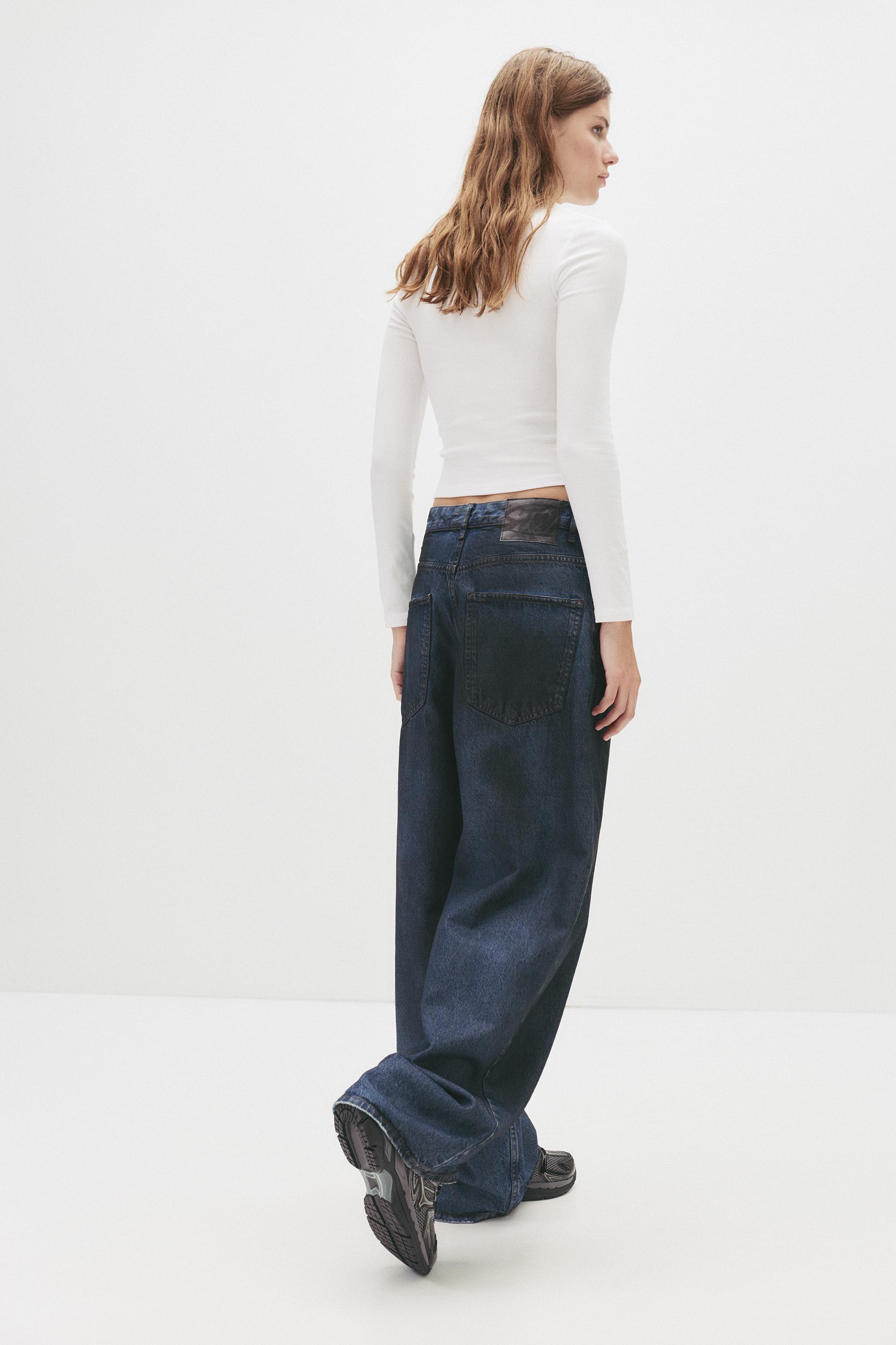 Vücuda oturan uzun kollu t-shirt - Görsel 78