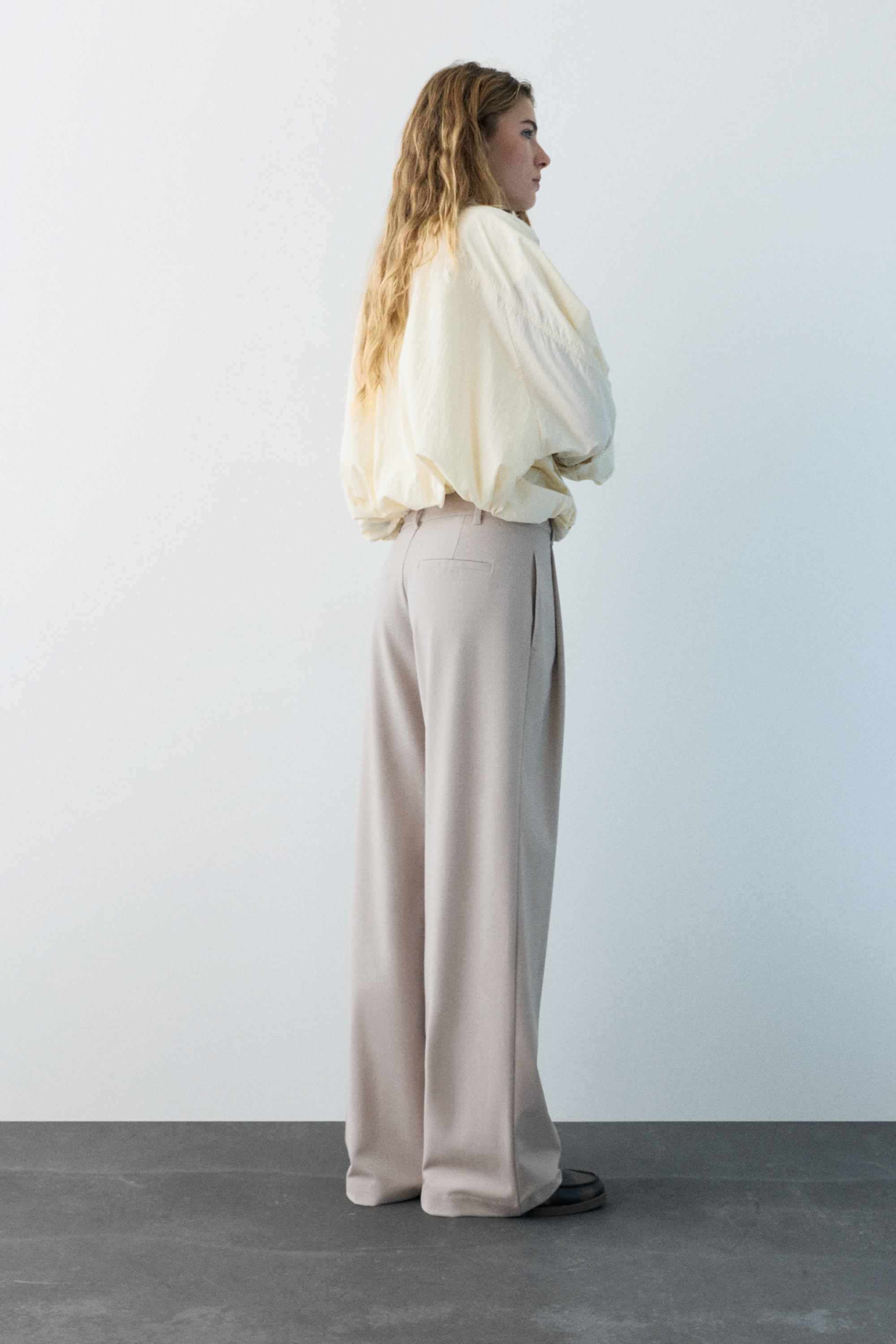 Darted smart trousers — Ecru