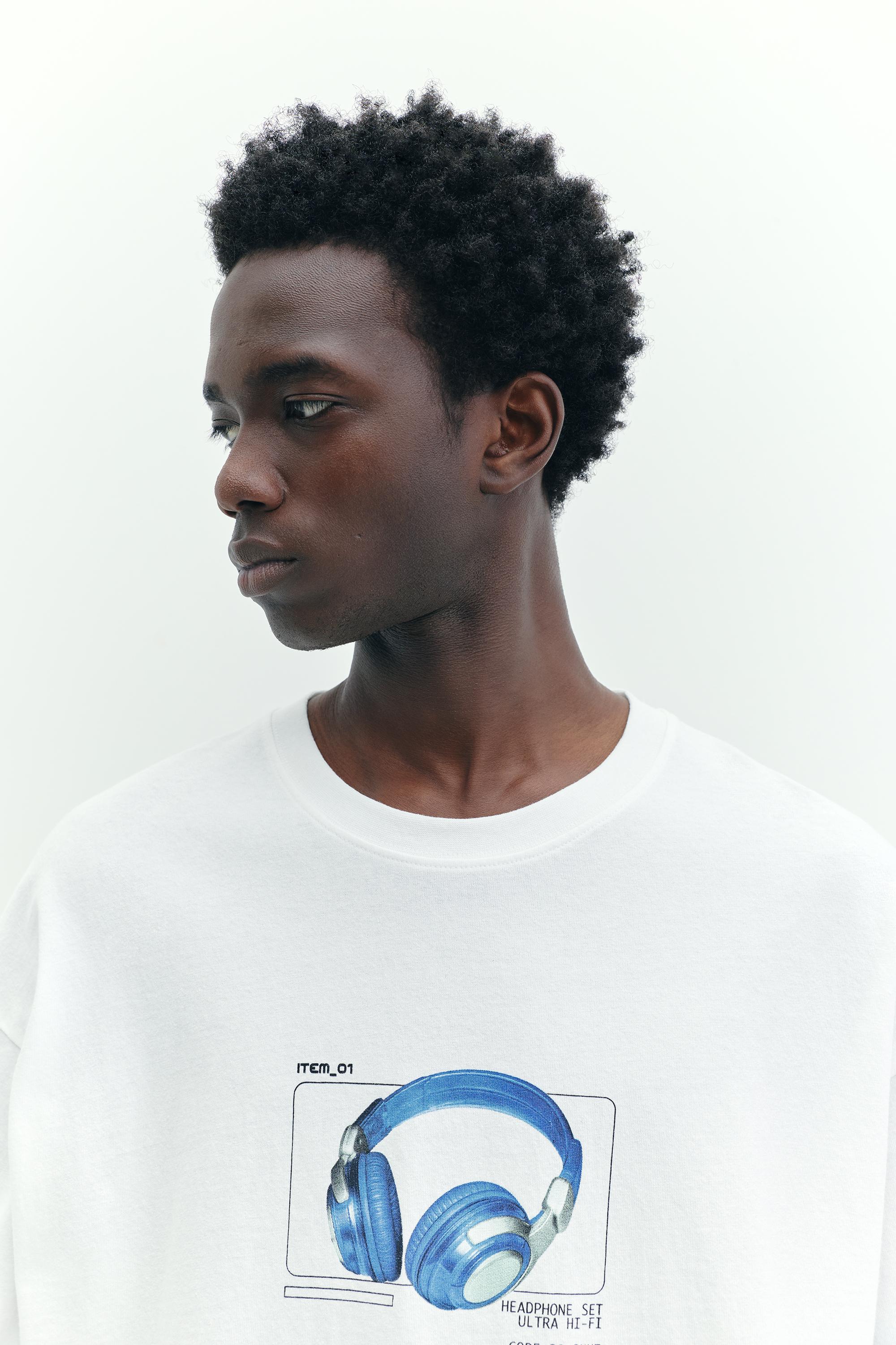 STWD T-shirt with headphones graphic — Off white