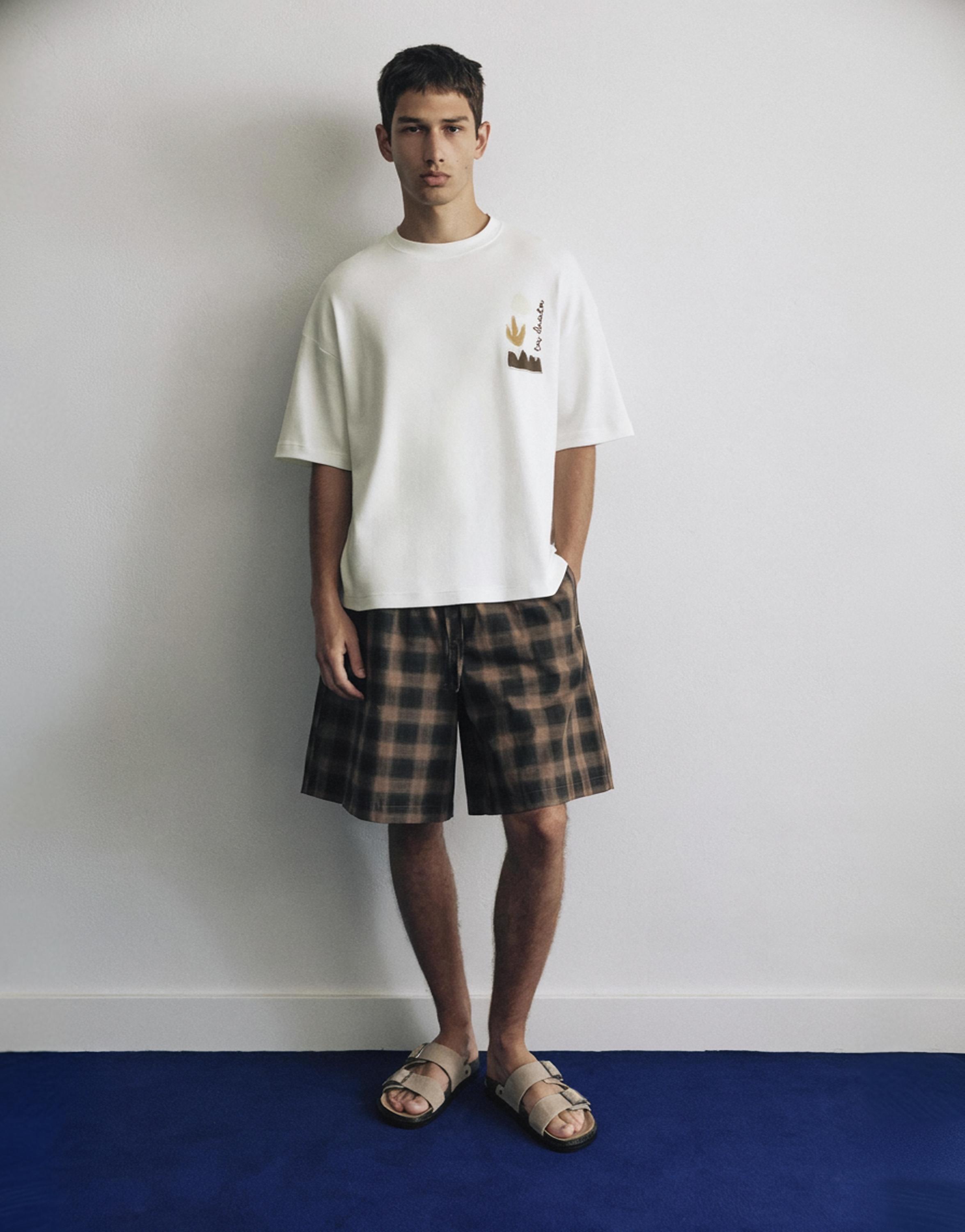 Short sleeve graphic T-shirt — Off white
