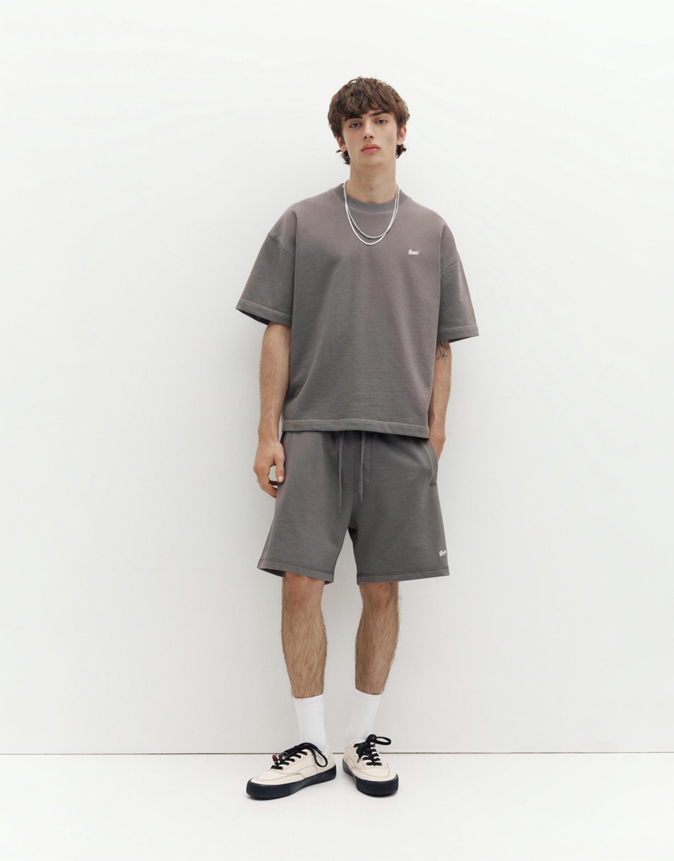 Kısa kollu logolu sweatshirt - Görsel 102