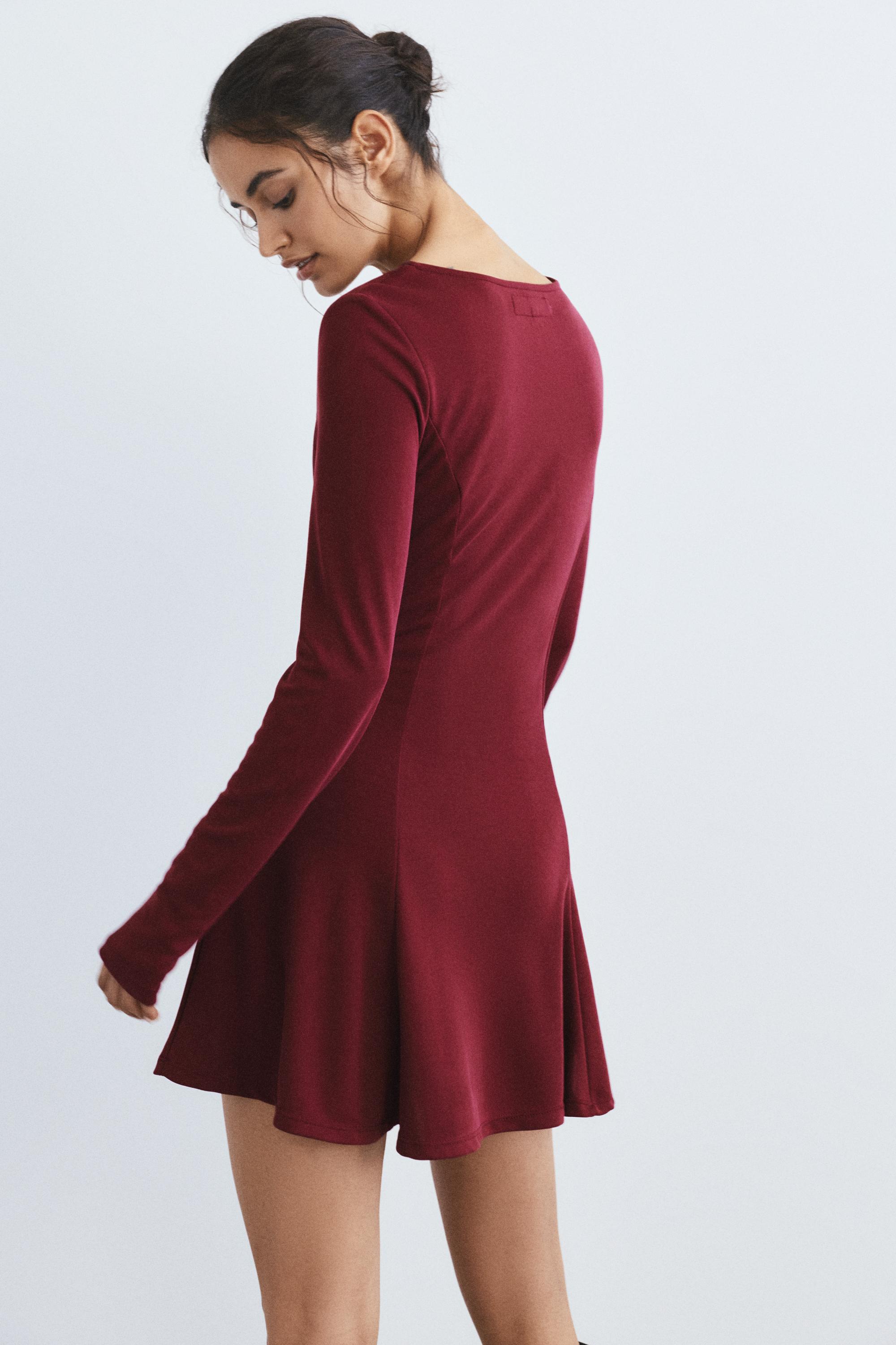 Short cupro dress with a flowing hem — Wine