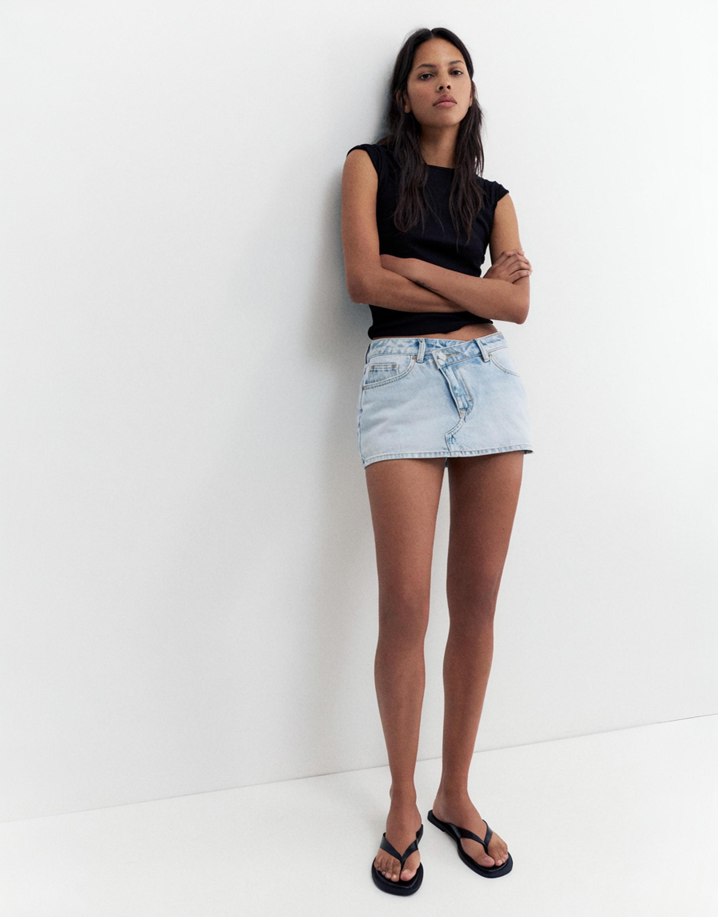 Cross-waist denim skort — Pale blue