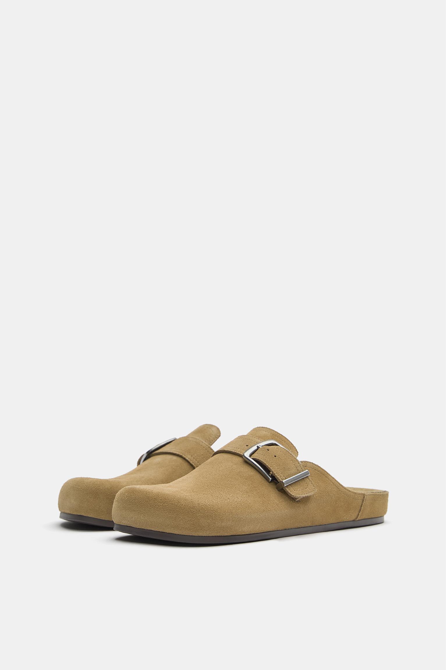 Leather buckle clogs — Sand