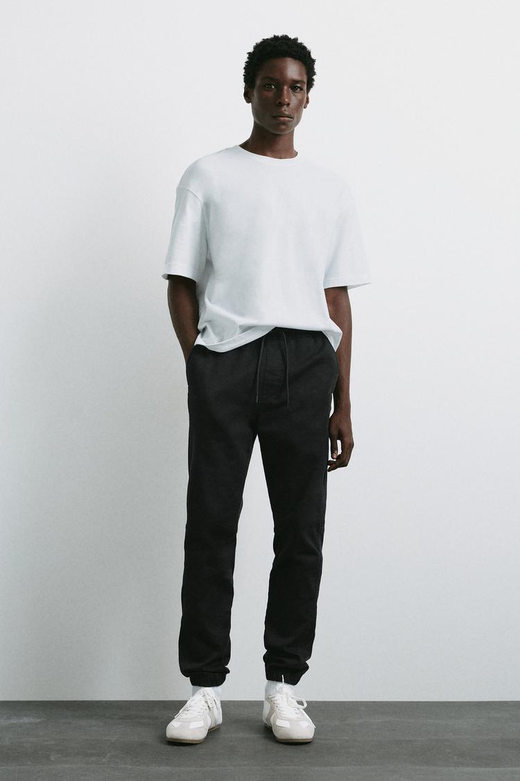 Regular fit jogging trousers — Black