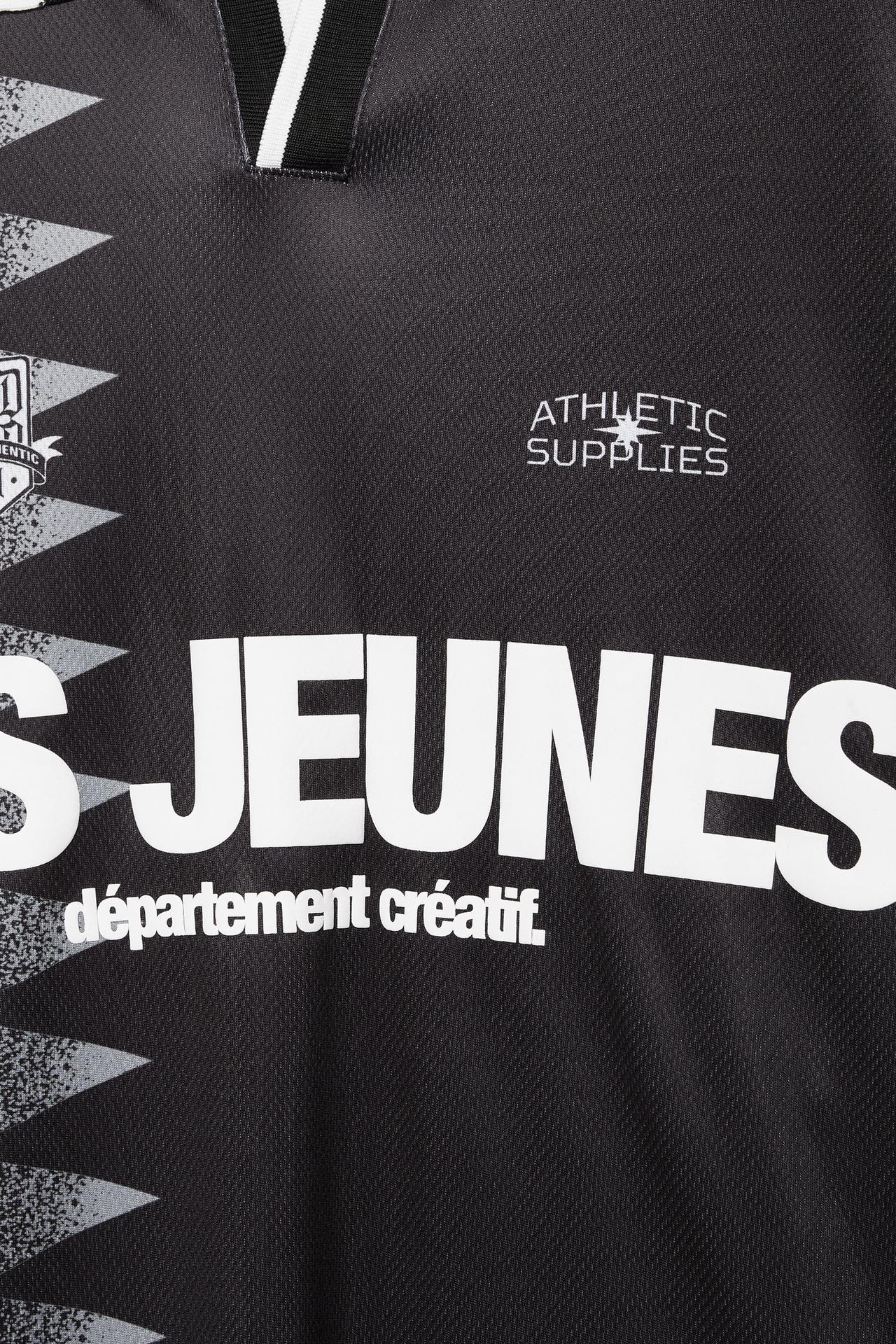 Les Jeunes T-shirt — Black