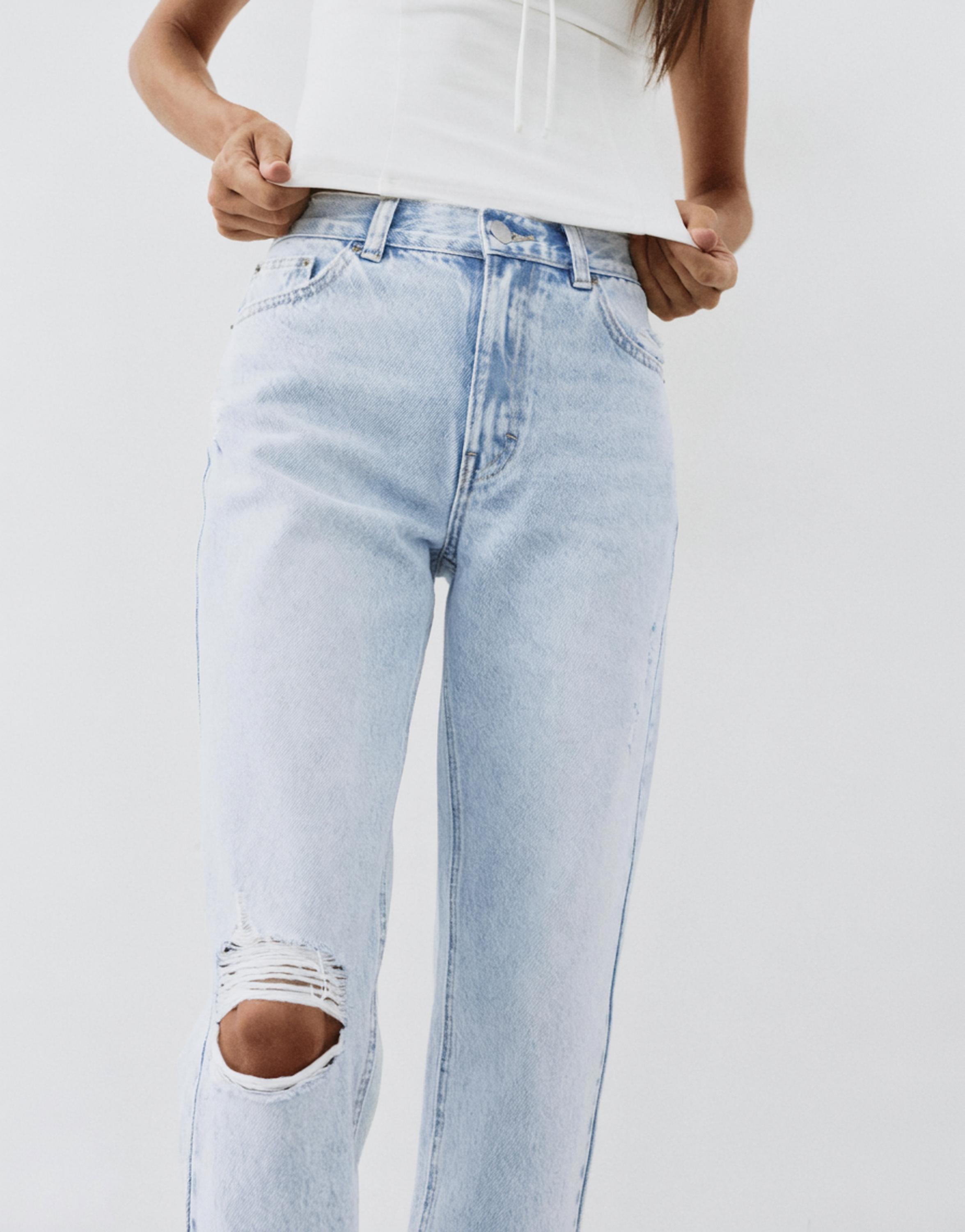 Ripped mom fit jeans — Sky blue