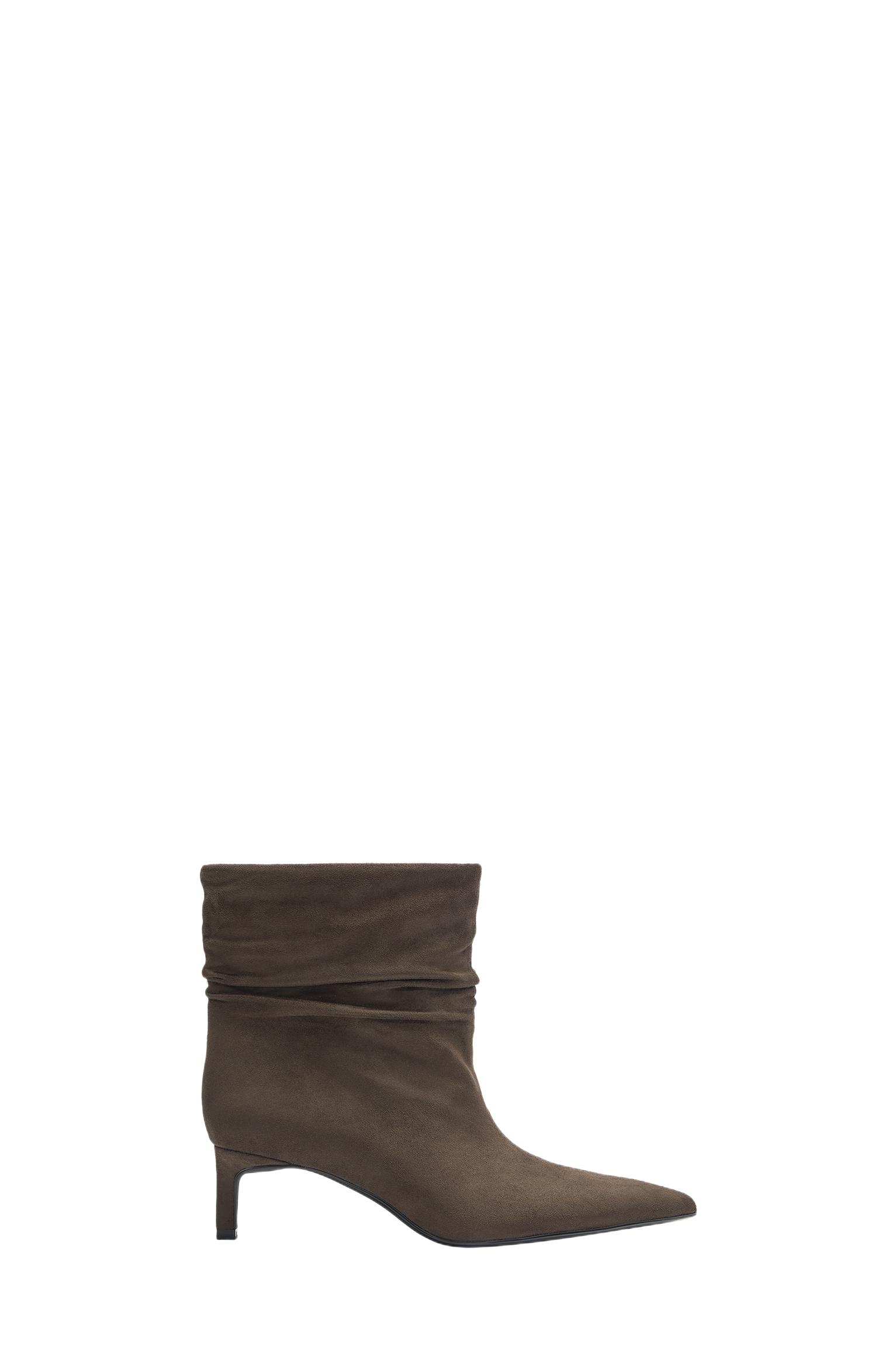 Ruched heel ankle boots — Brown