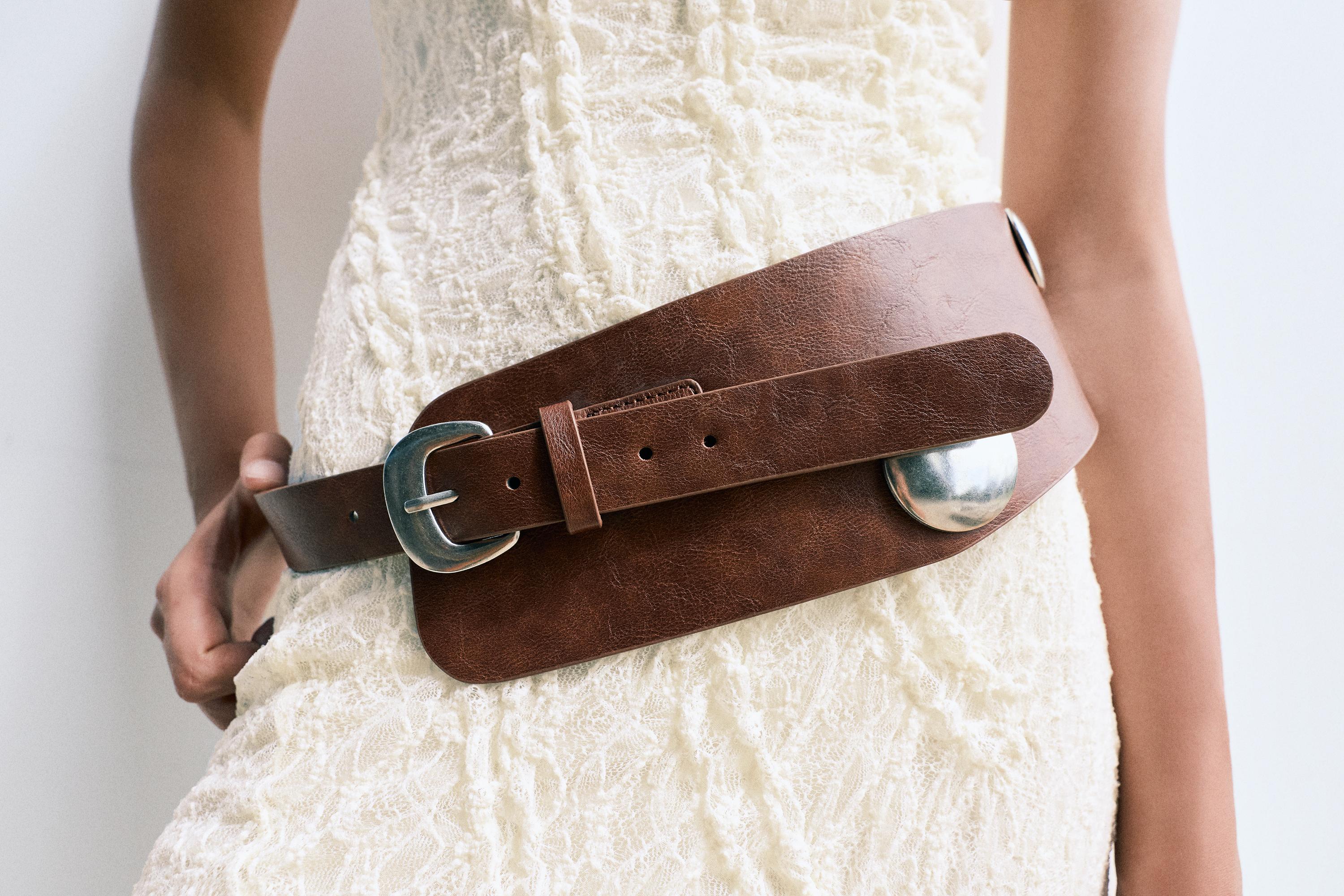 Studded belt — Brown