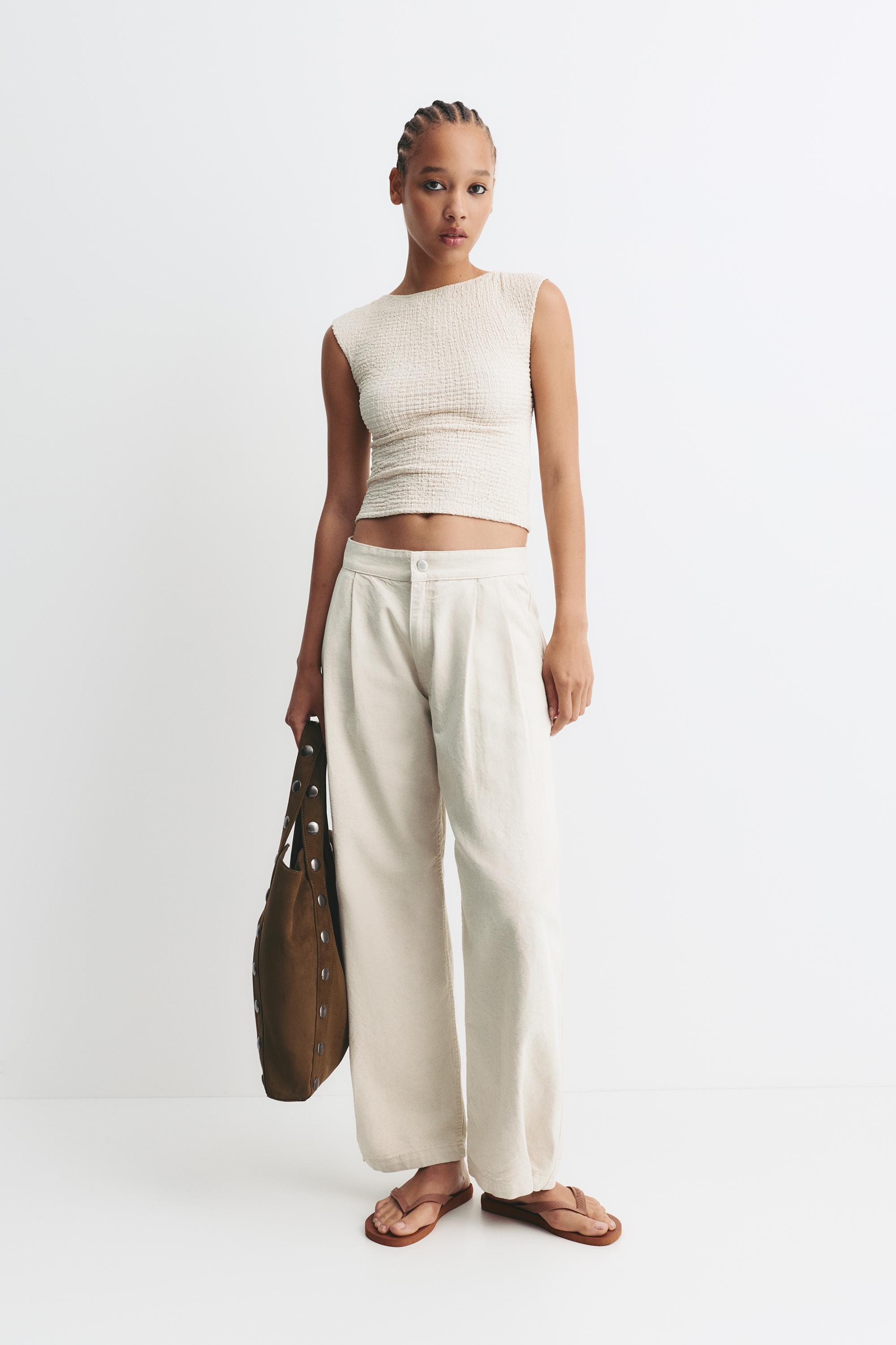 Strukturiertes Top Mit Rückenausschnitt