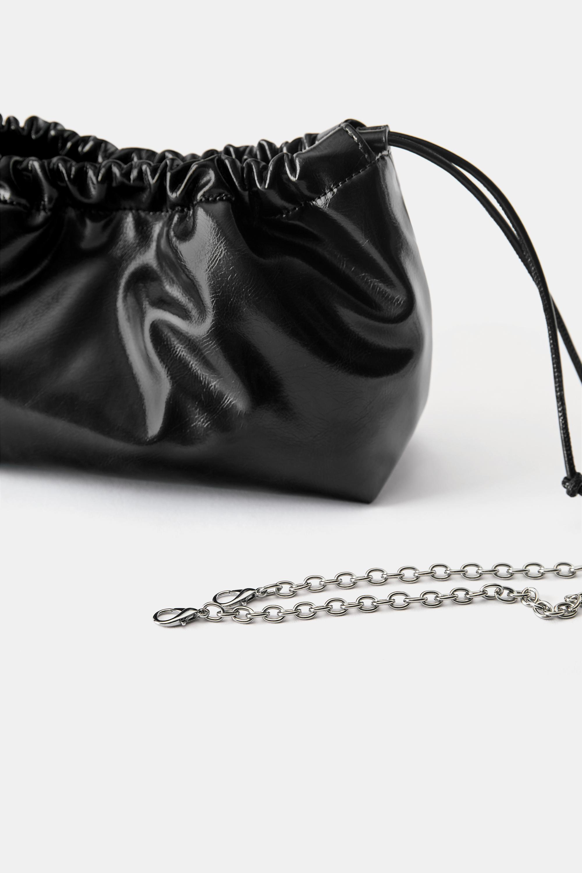 Bucket bag — Black