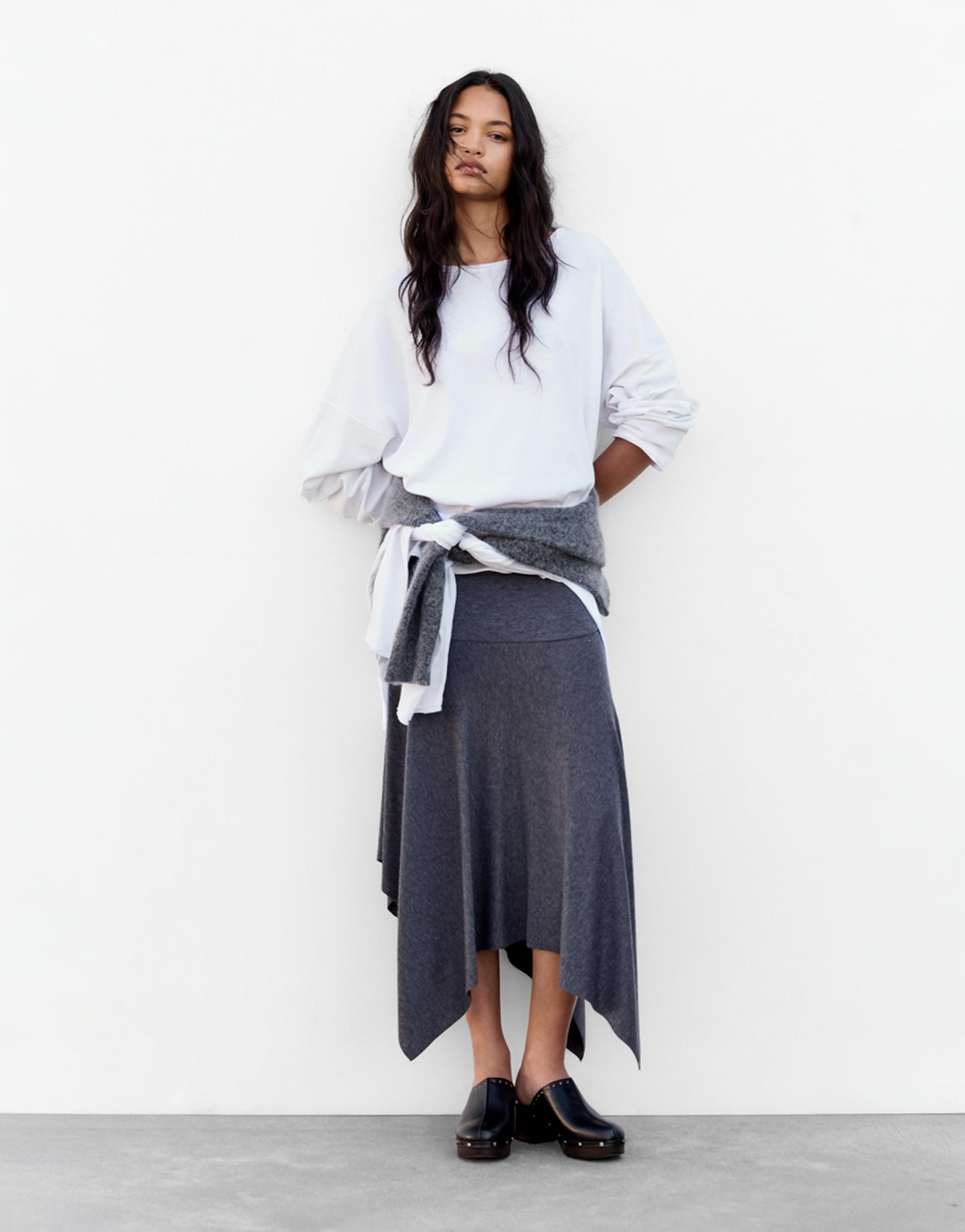 Uzun kollu oversize t-shirt - Görsel 28