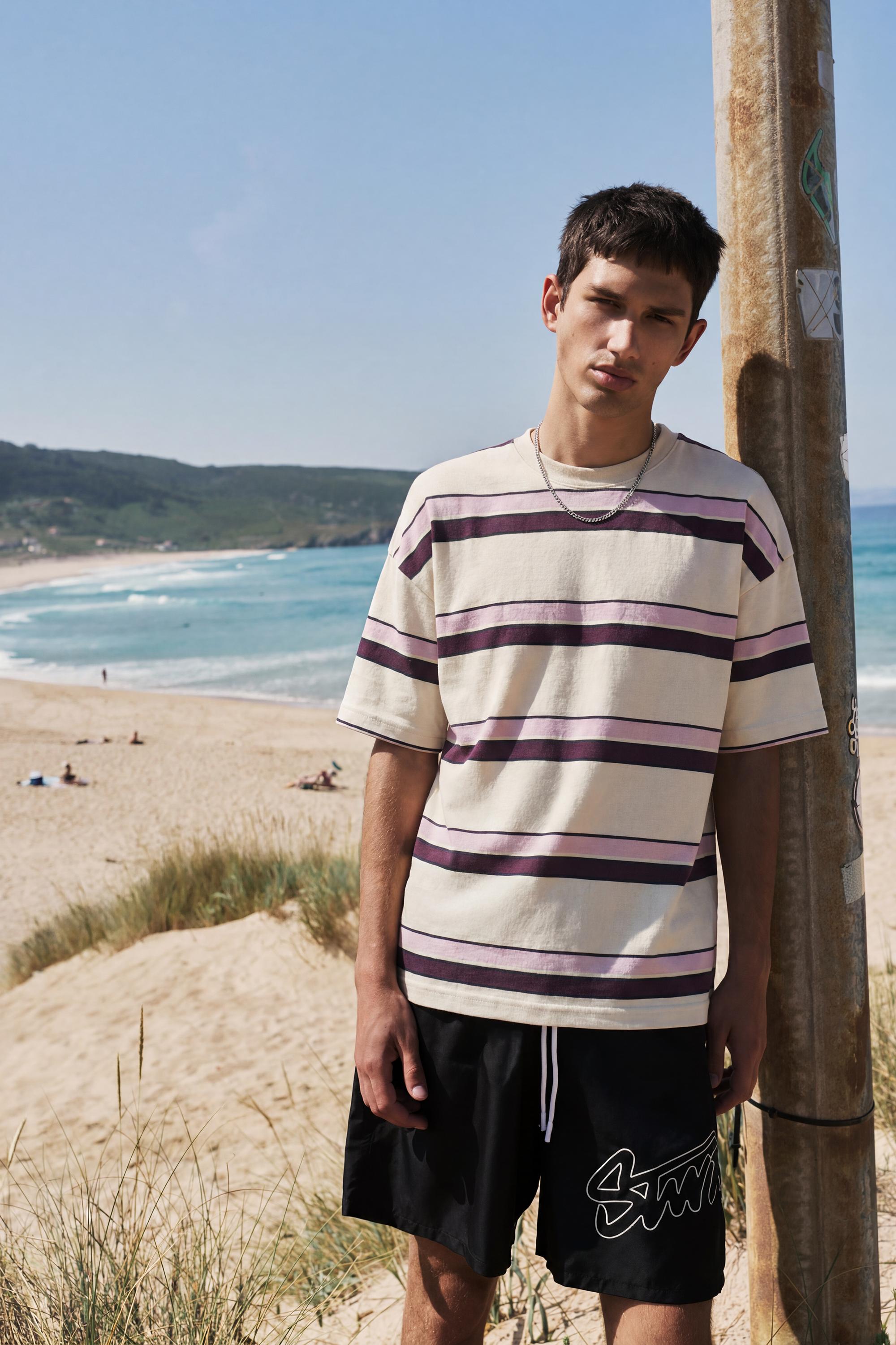 STWD board shorts — Black