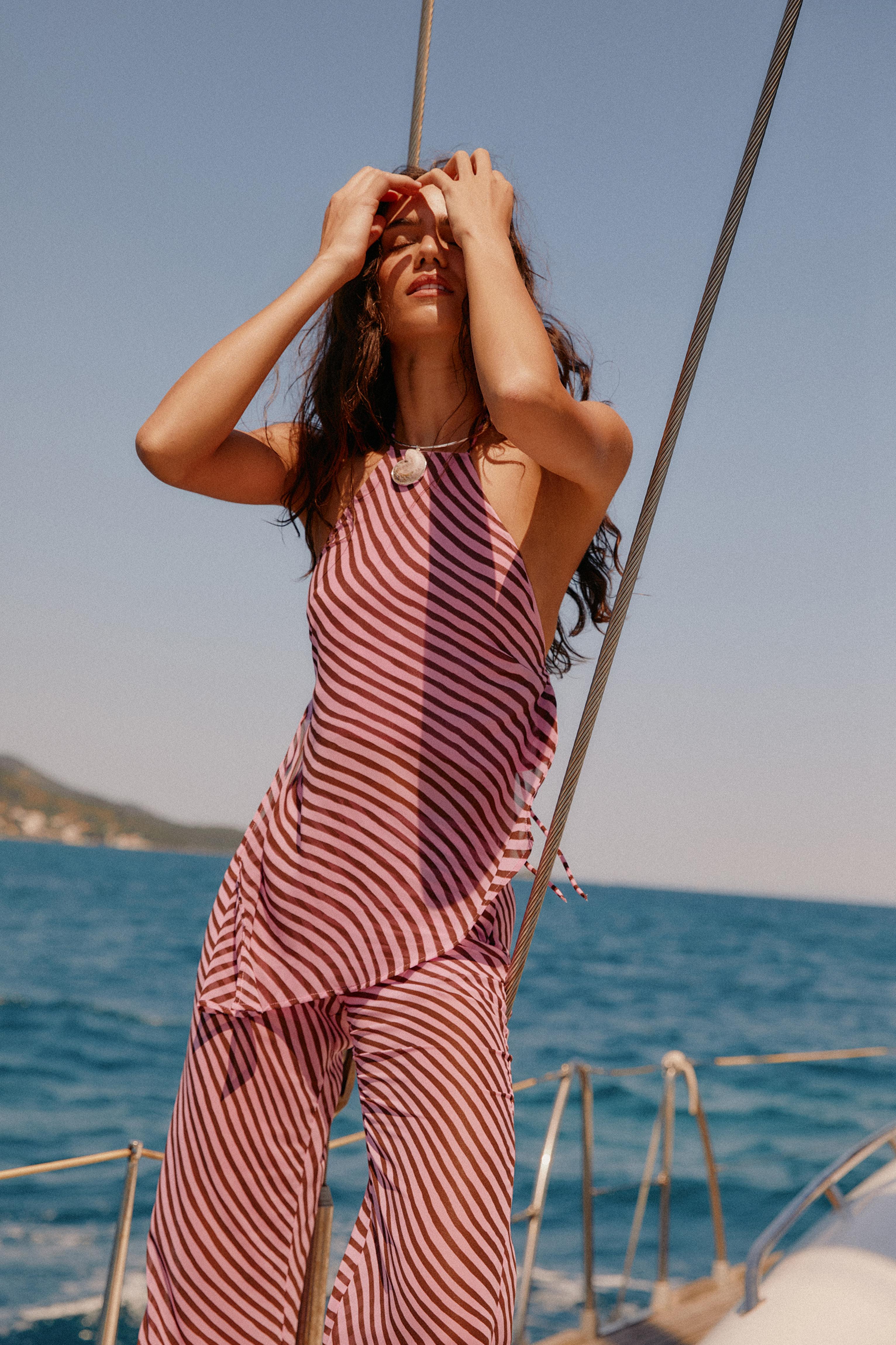 Wavy halter top — Pink