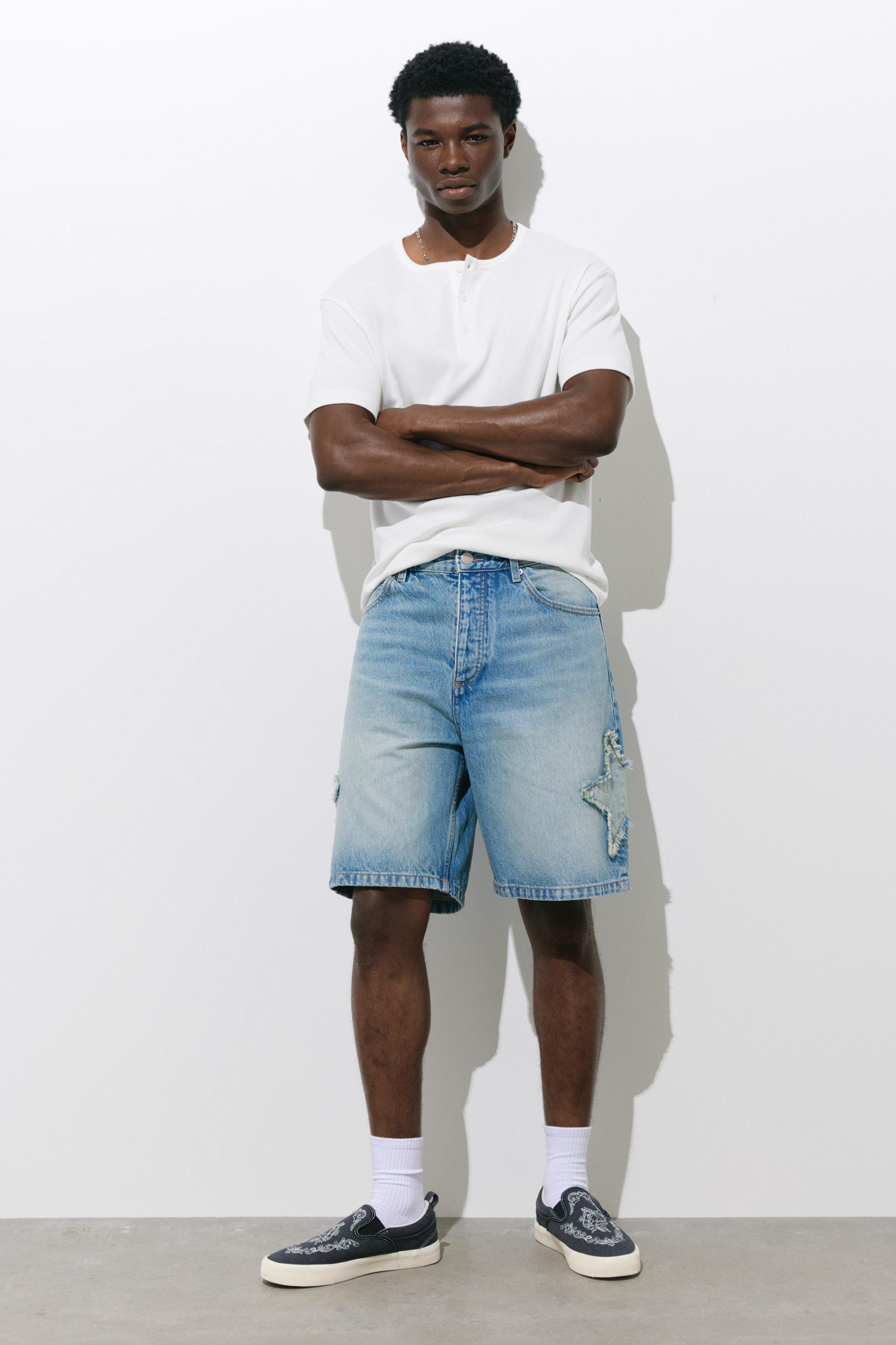 Relaxed fit denim Bermuda shorts with stars — Medium blue