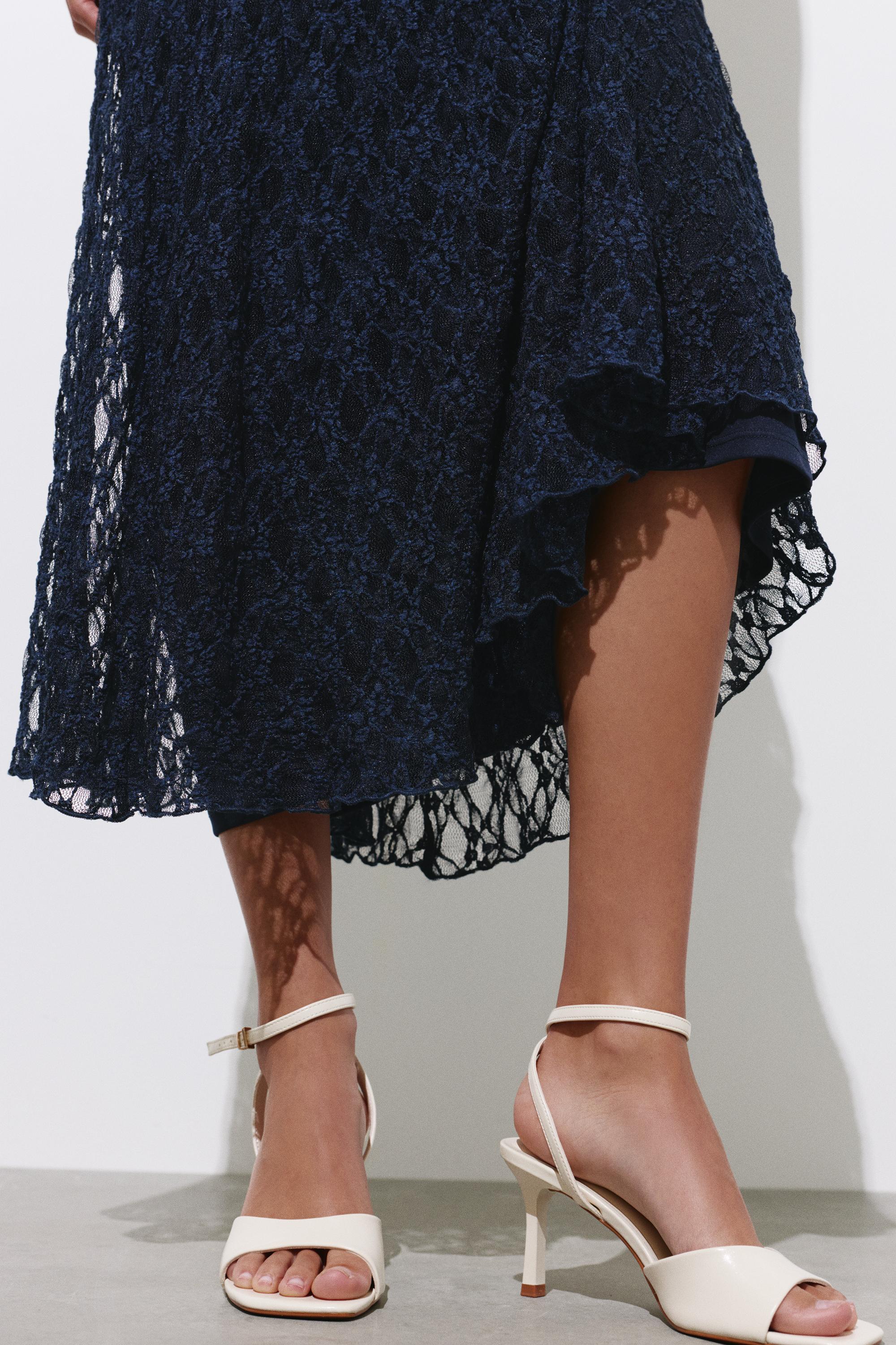Fitted lace midi dress — Navy