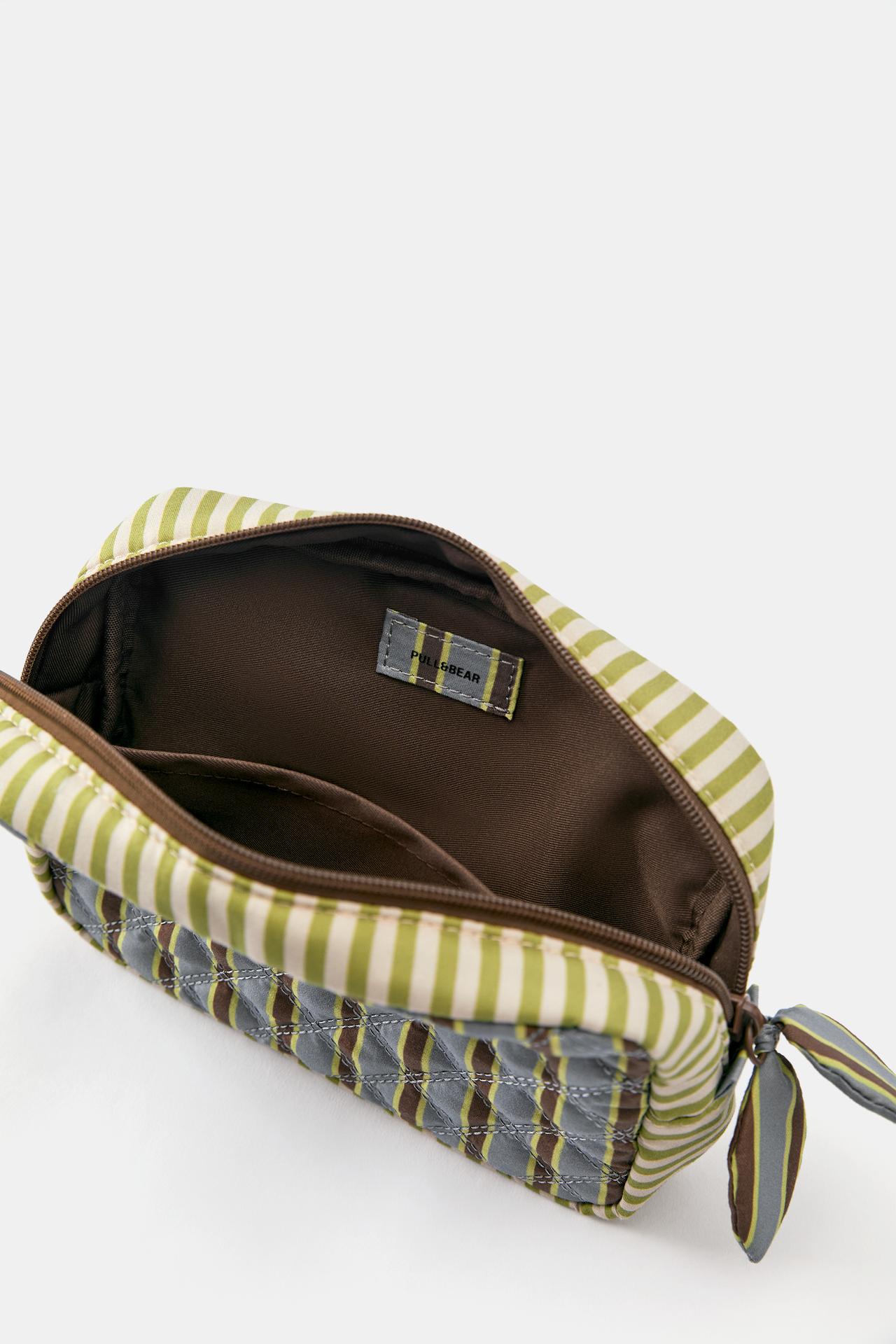 Striped quilted wash bag — Green