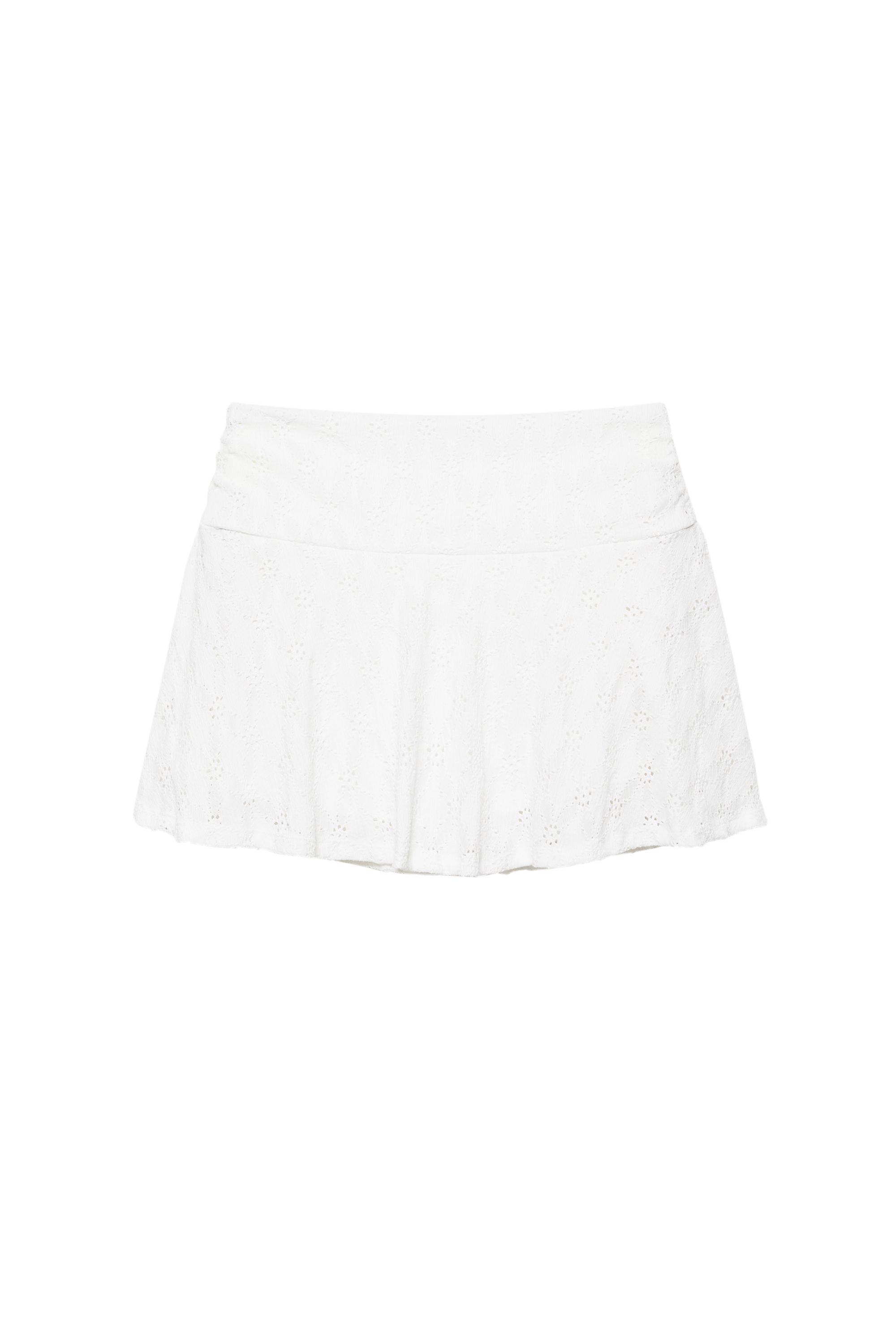 Fisto işlemeli mini etek - Görsel 12