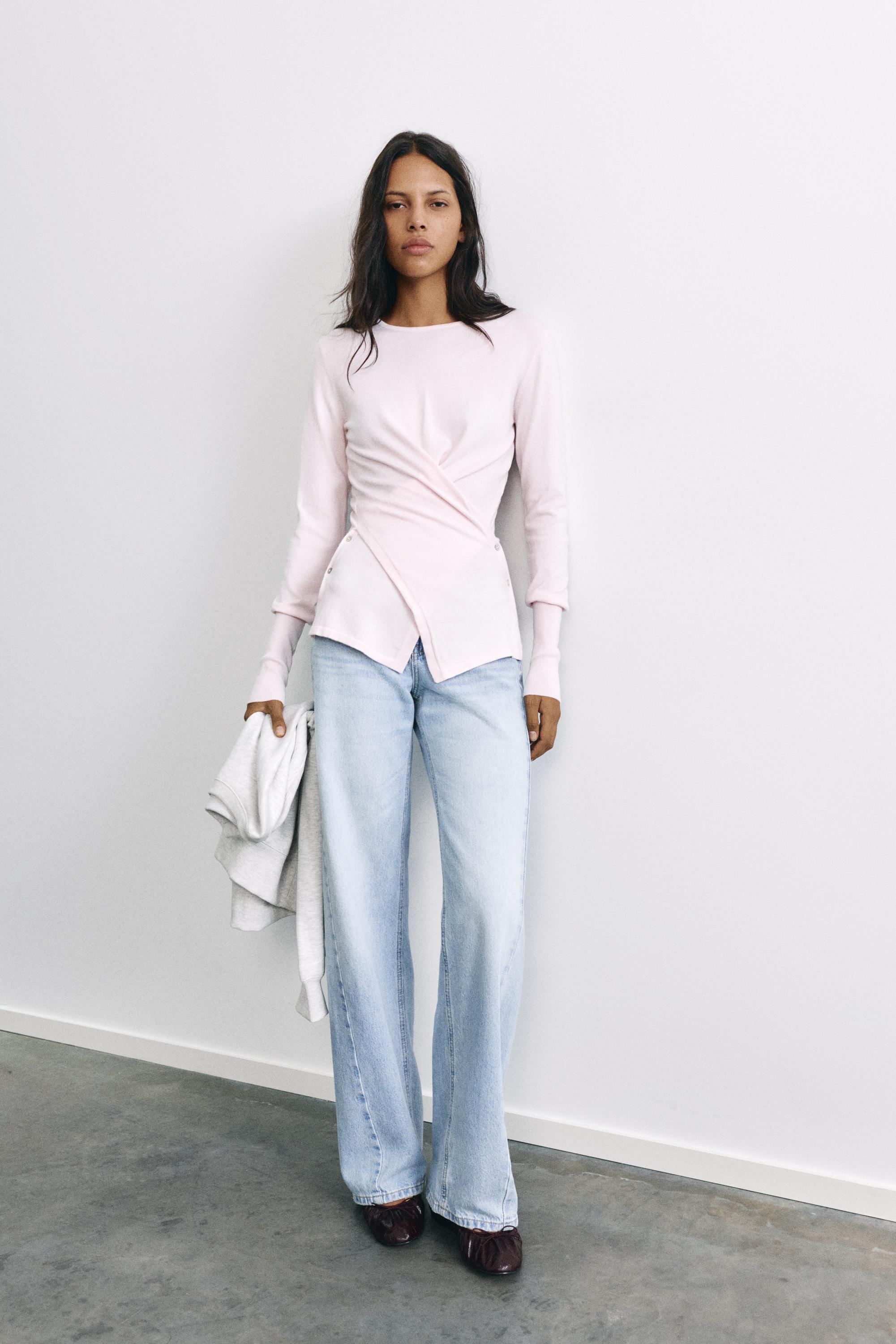 Buttoned crossover jumper — Pink