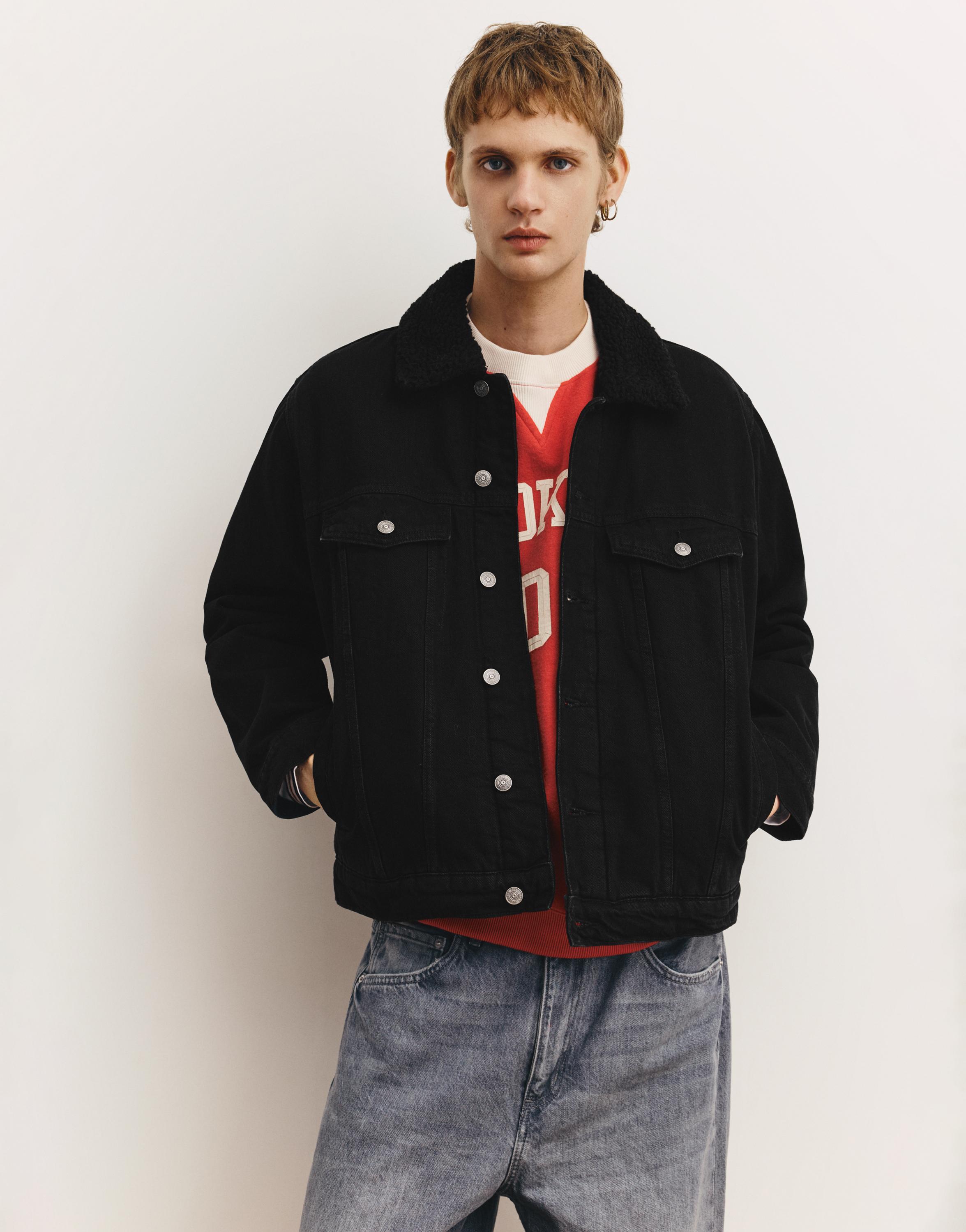 Denim jacket with faux shearling collar — Faded black