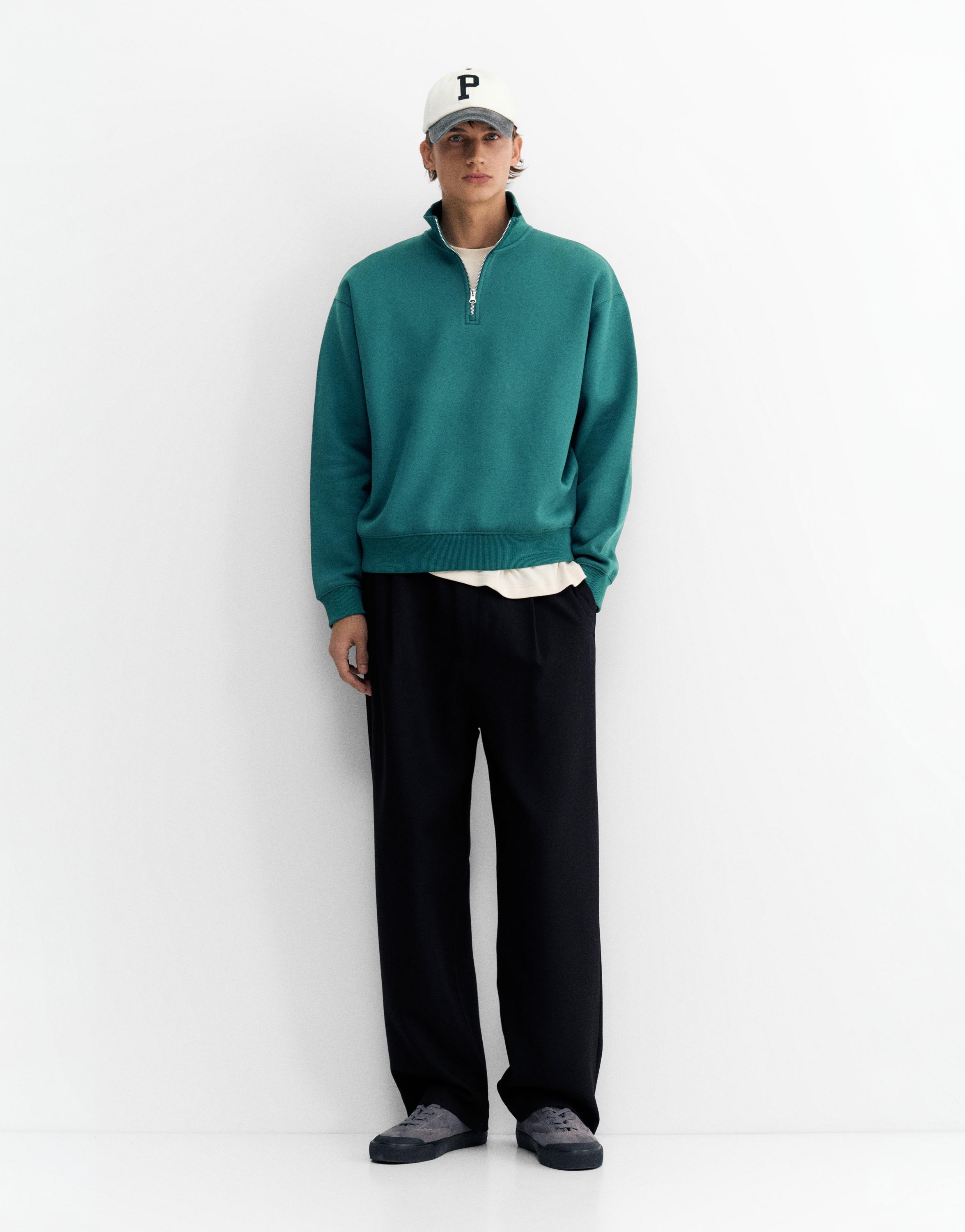 Quarter-zip sweatshirt — Bottle