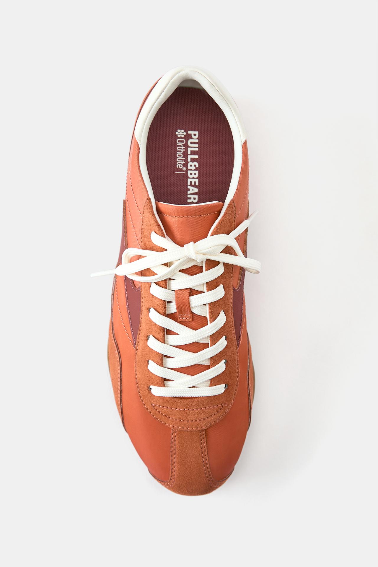 Multi-piece trainers — Orange