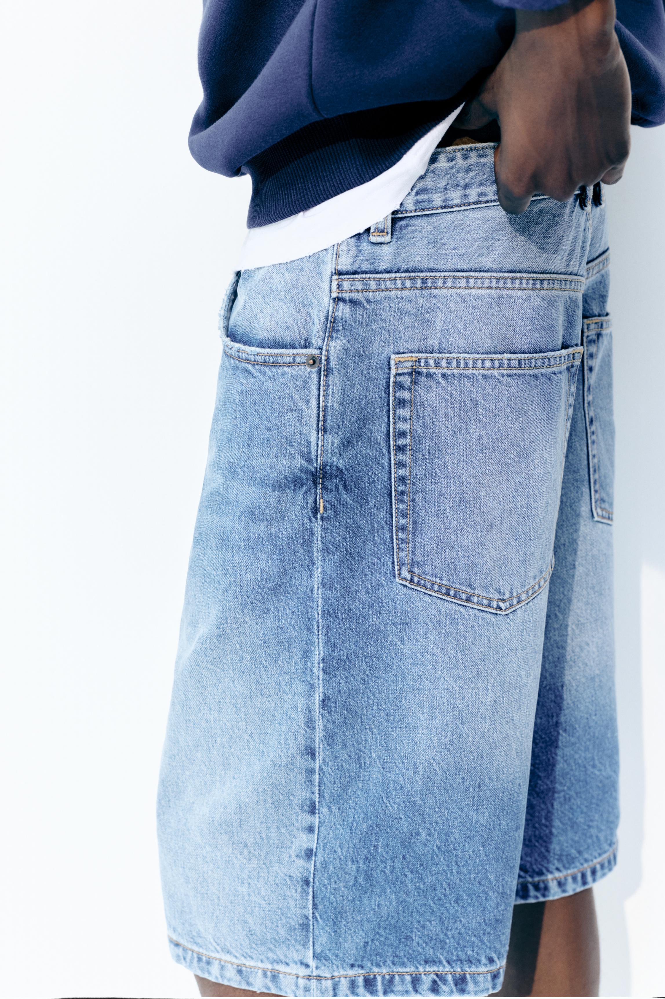 Baggy denim Bermuda shorts — Medium blue