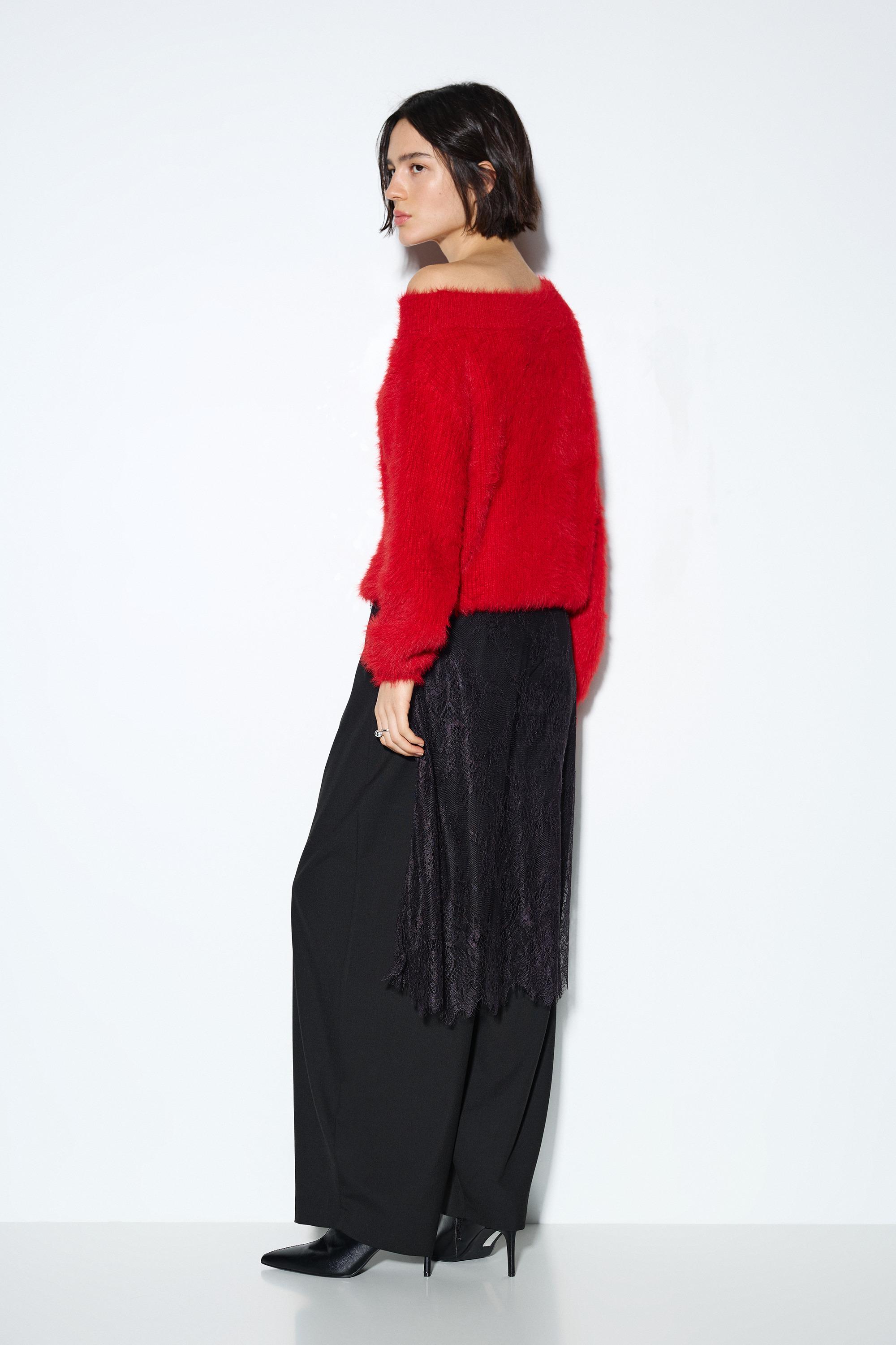 Asymmetric faux fur sweater — Red