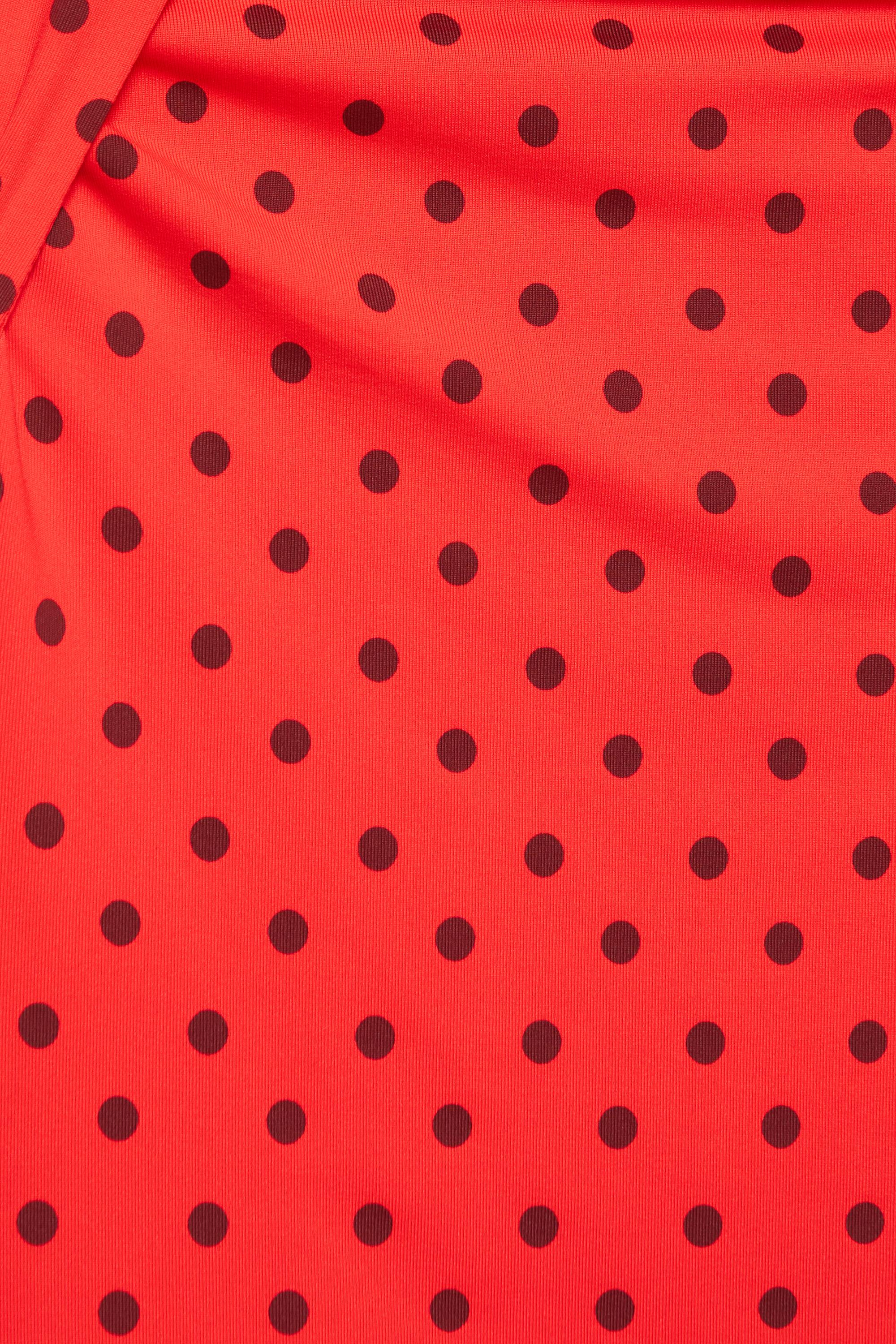 Cut-out T-shirt — Red