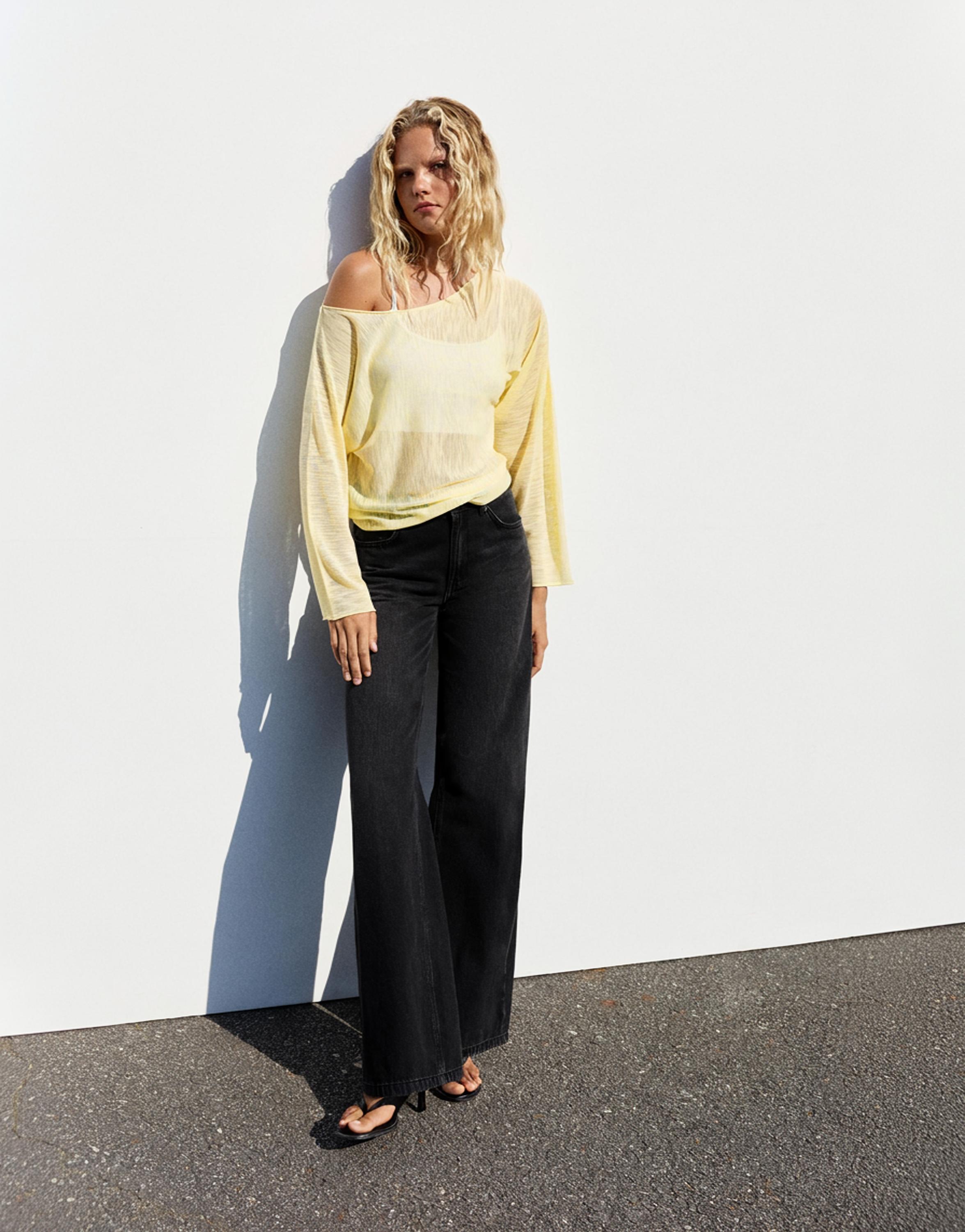 Fine knit asymmetric T-shirt — Yellow