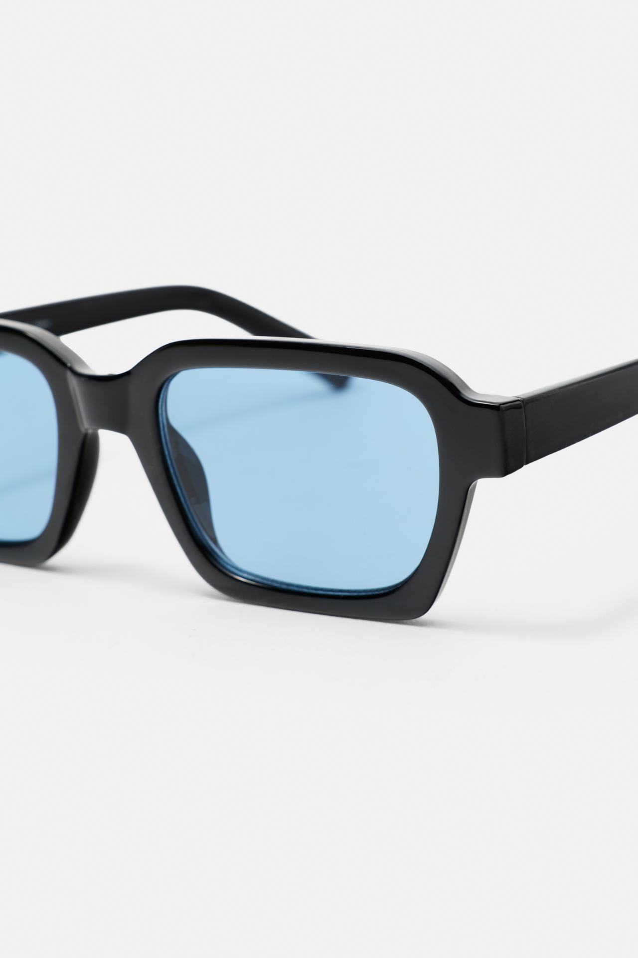 Blue-lens sunglasses — Black