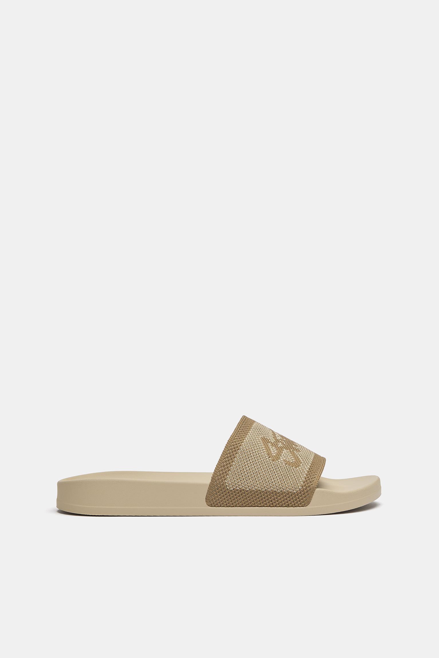 STWD rubberised sandals — Ecru
