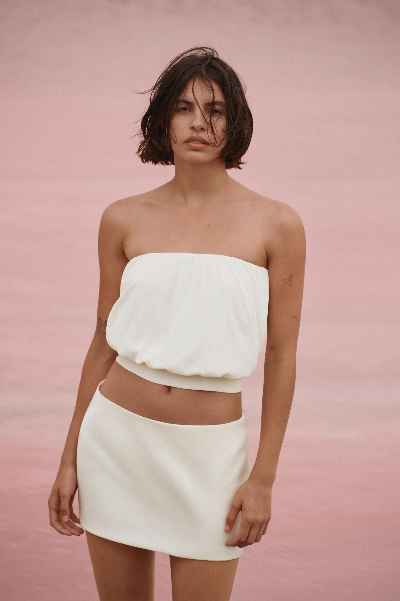 Satin mini skirt — Ecru