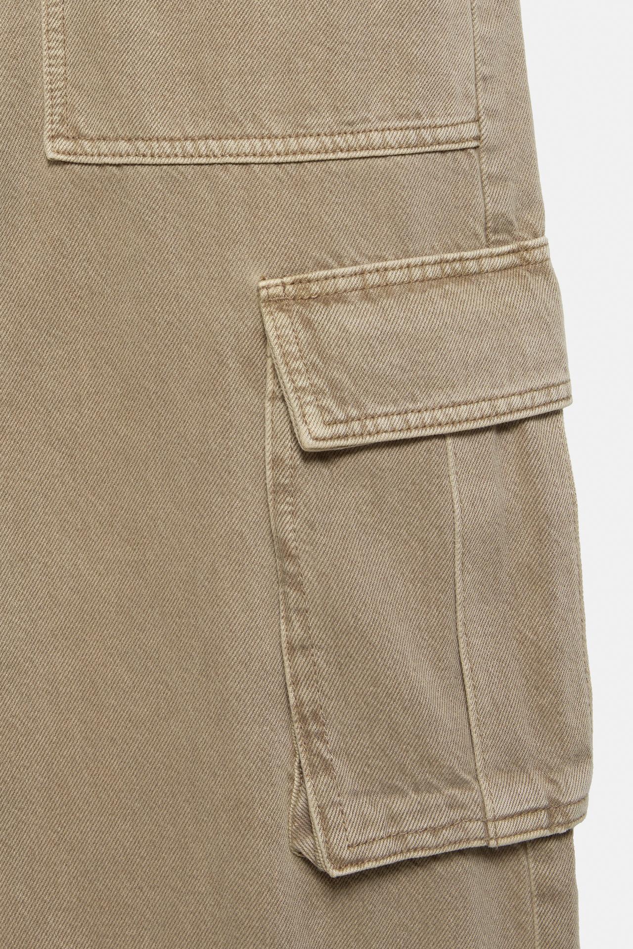 Relaxed cargo jeans — Beige