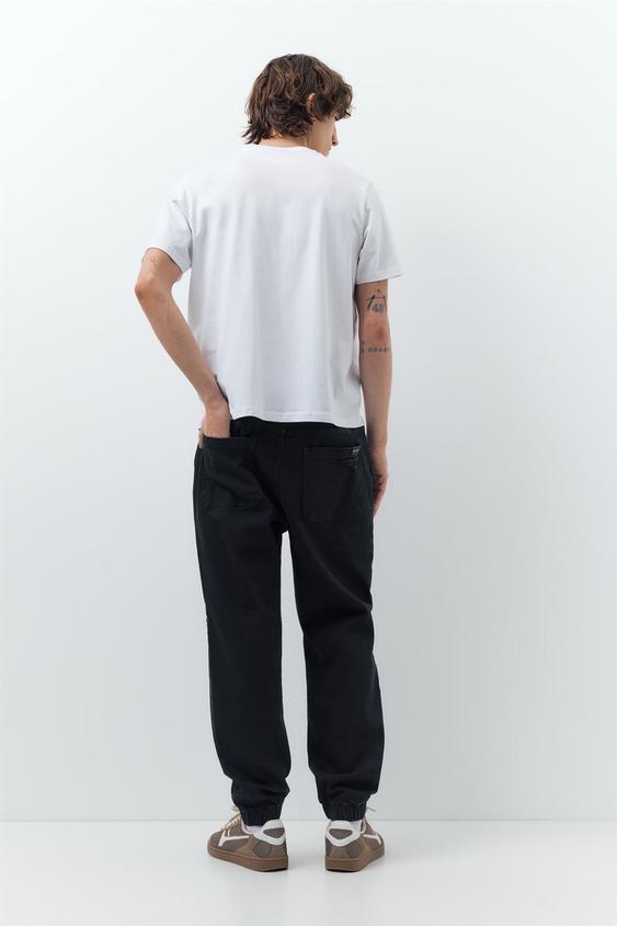 Jeans aderenti strappati da uomo, pantaloni sfilacciati e rovinati con tasche | IT Jeans aderenti strappati da uomo, pantaloni sfilacciati e rovinati con tasche | IT