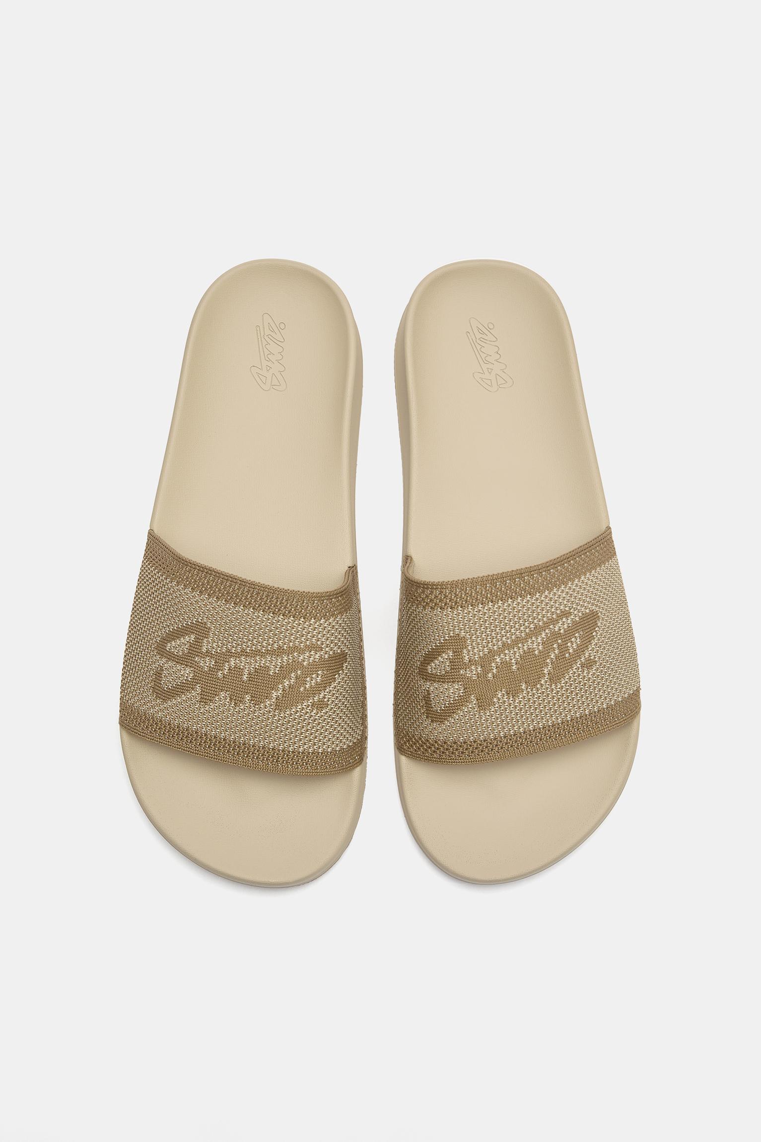 STWD rubberised sandals — Ecru