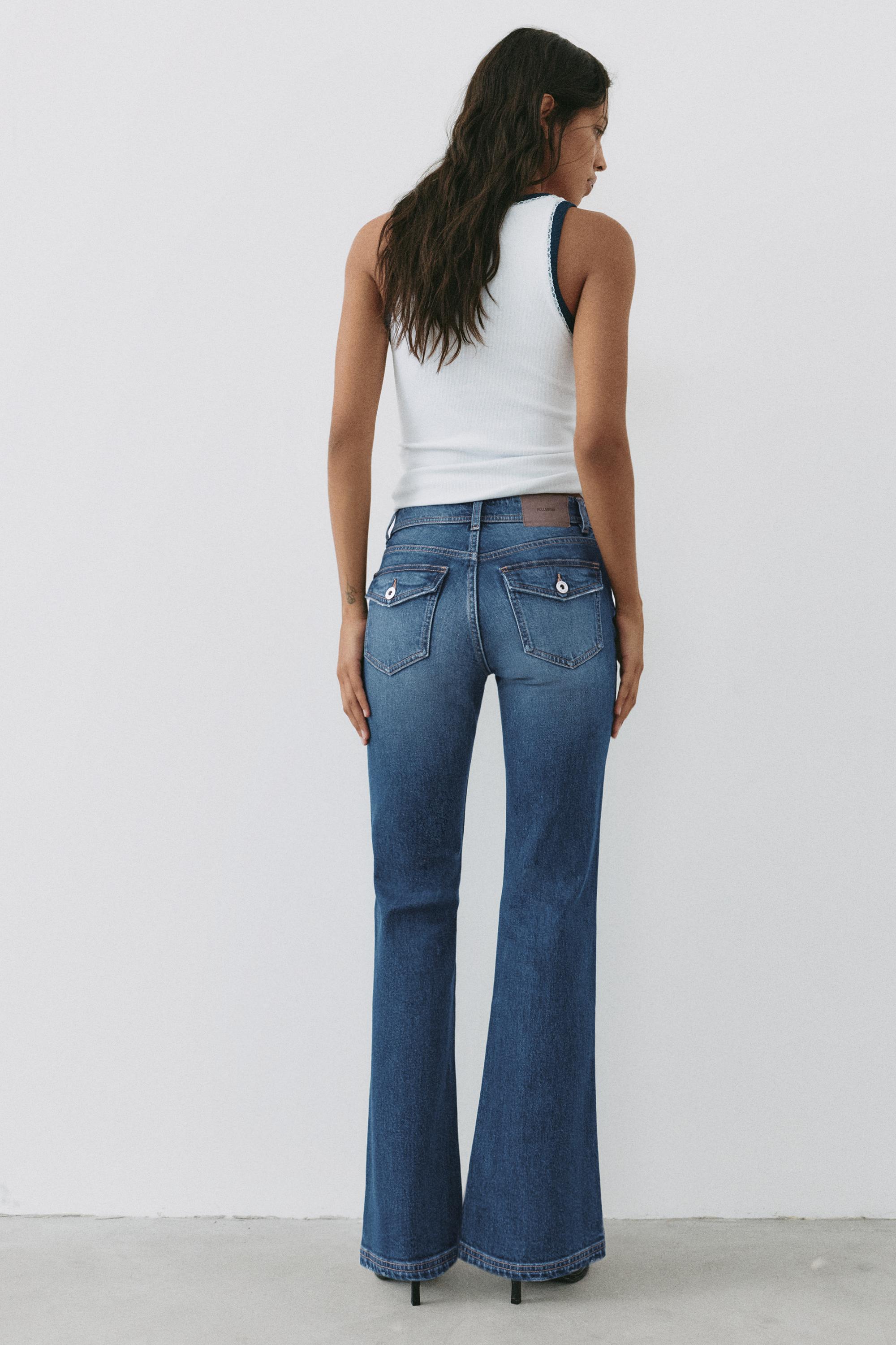 Low-rise boot-cut jeans — Medium blue