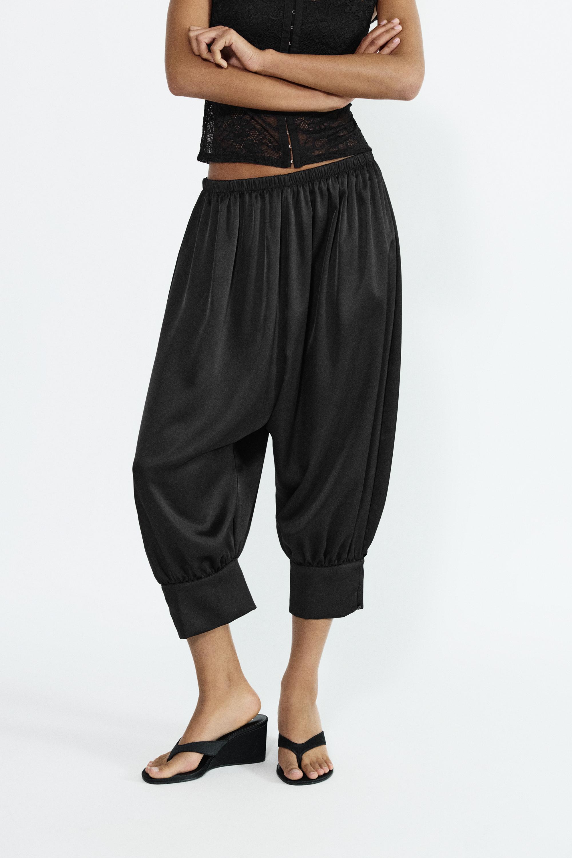 Satin sarouel capris — Black