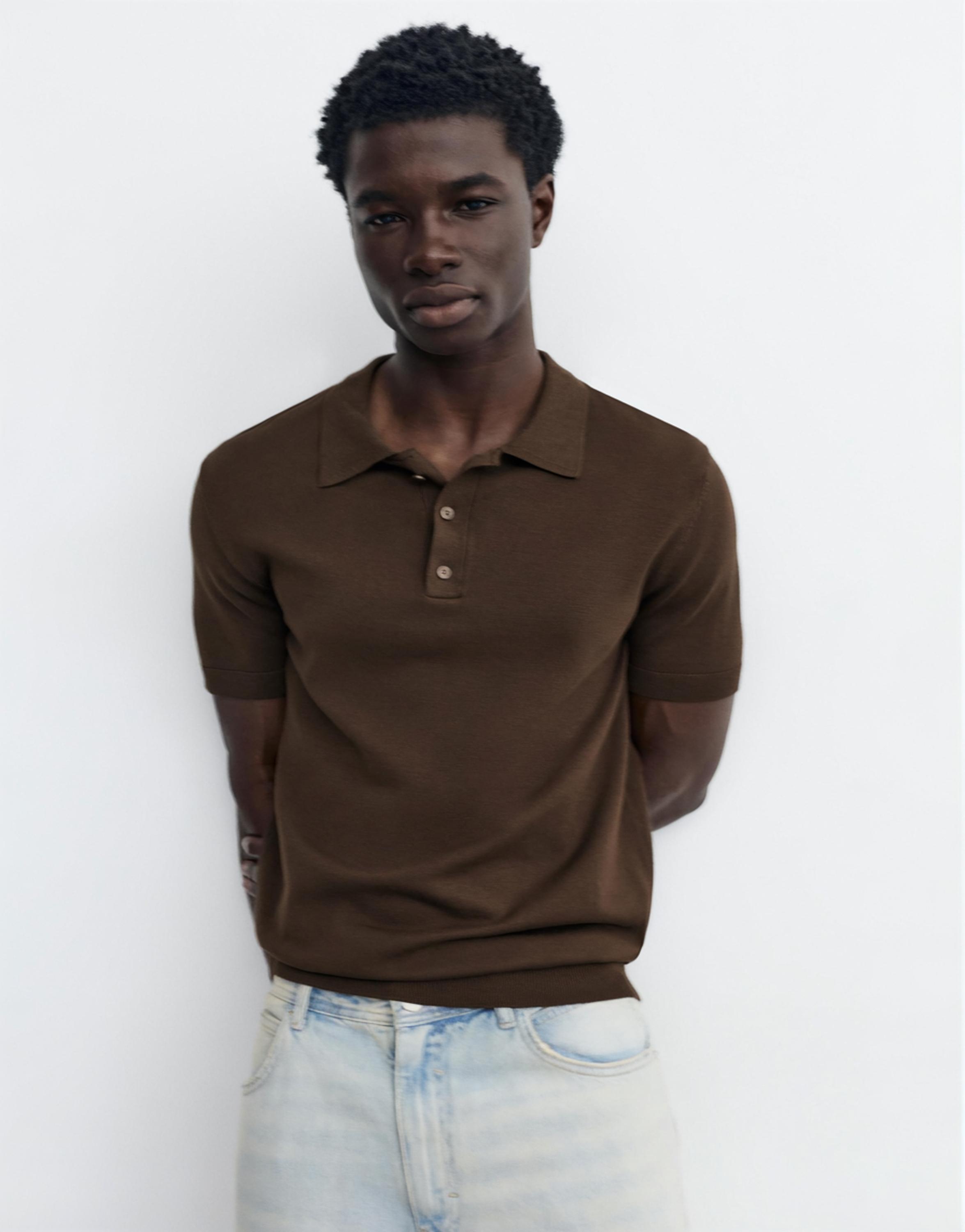 Short sleeve knit polo shirt — Chocolate