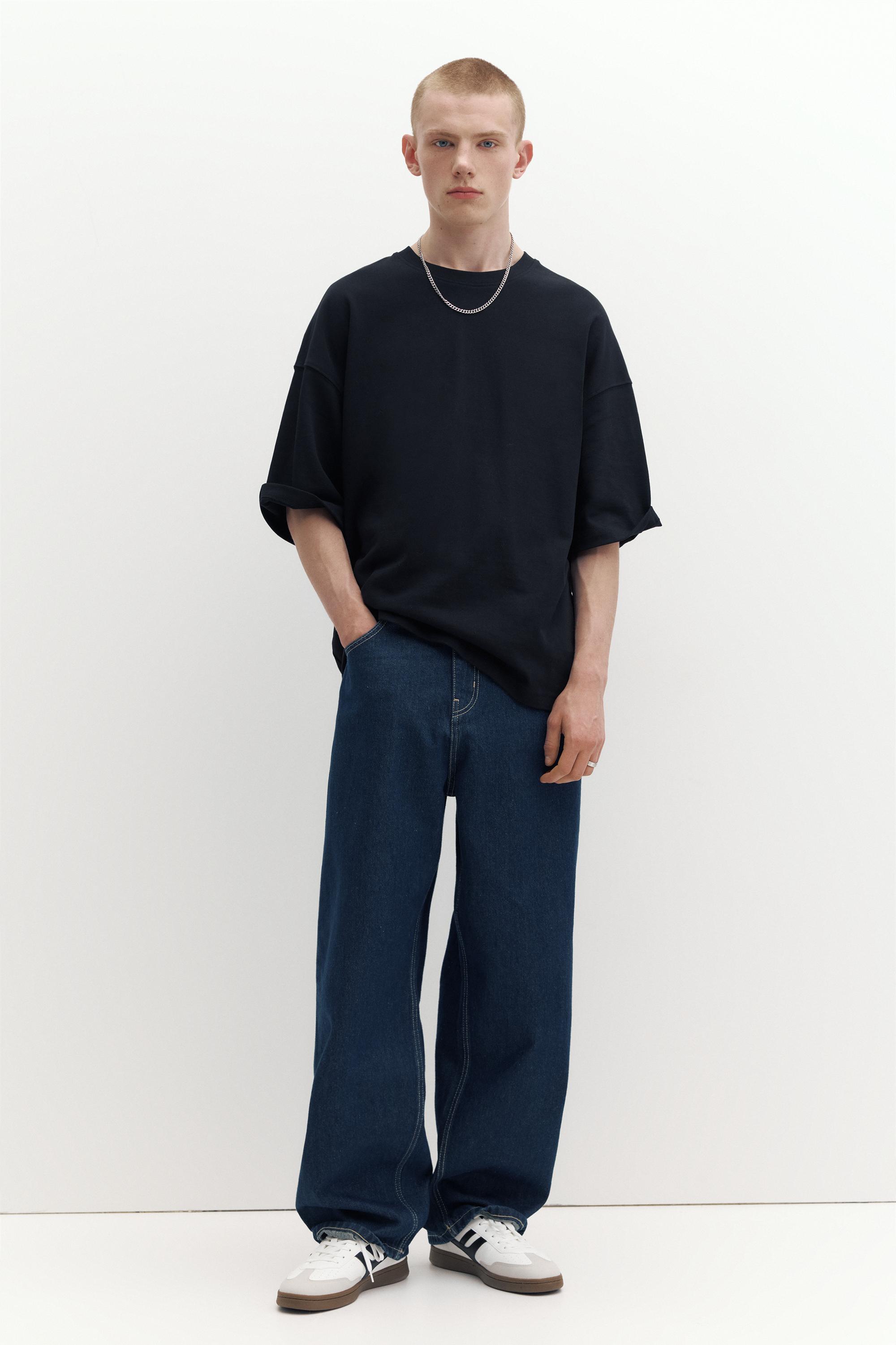 Loose fit T-shirt — Black
