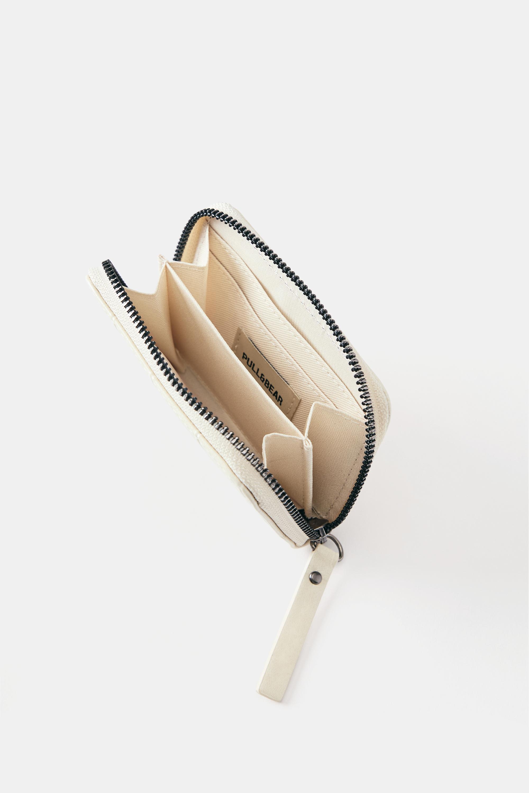 Textured purse — Ecru